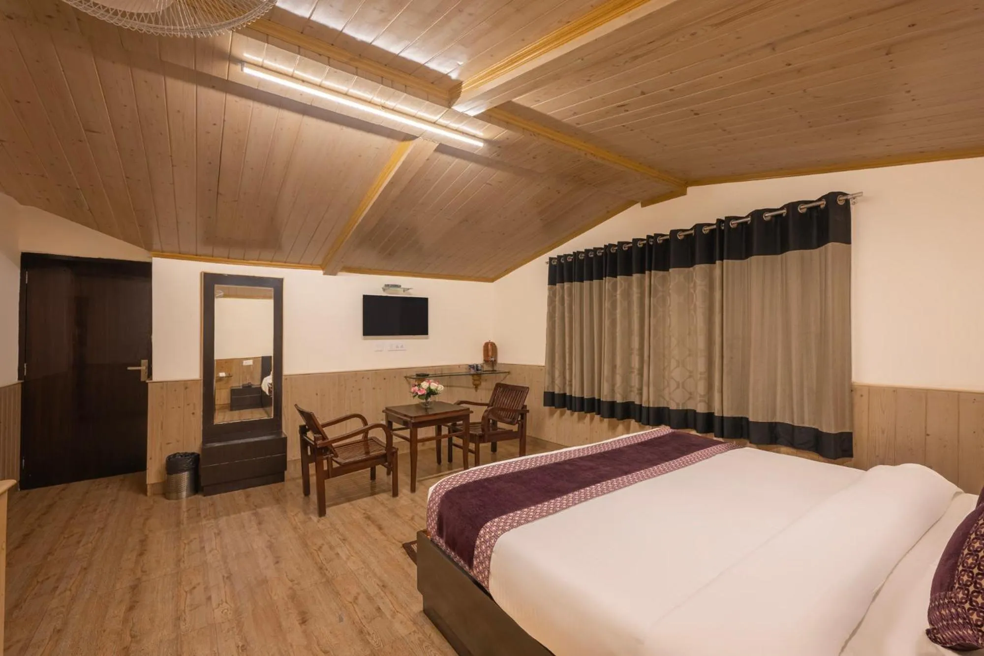 Bed in Seven Hills Shimla by Him Haults Hospitality