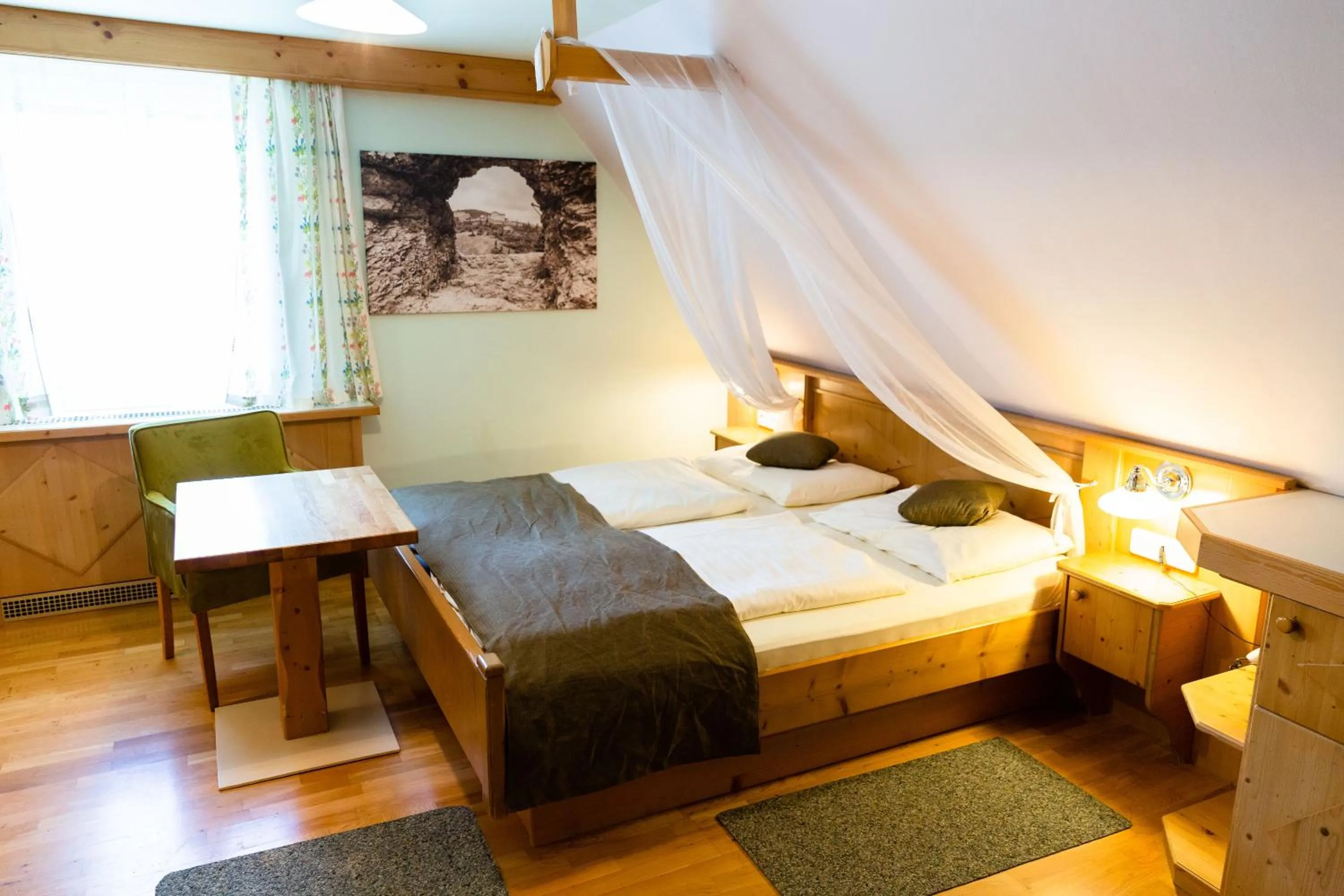 Bedroom, Bed in Scharfegger's Raxalpenhof - Zuhause am Land