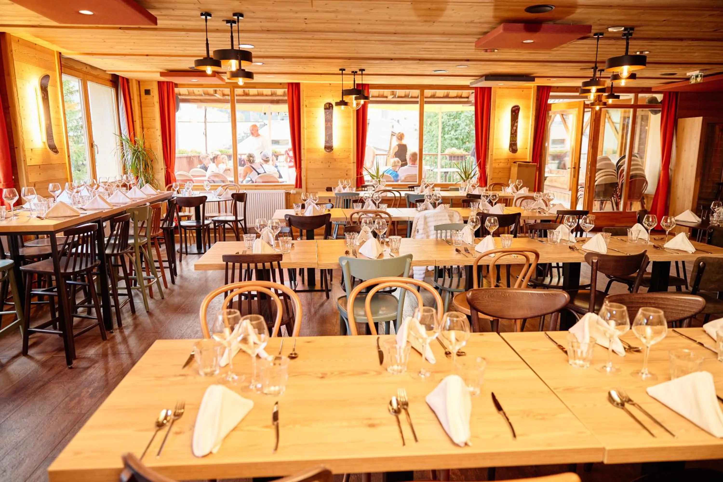 Restaurant/places to eat in Hotel Base Camp Lodge - Les 2 Alpes