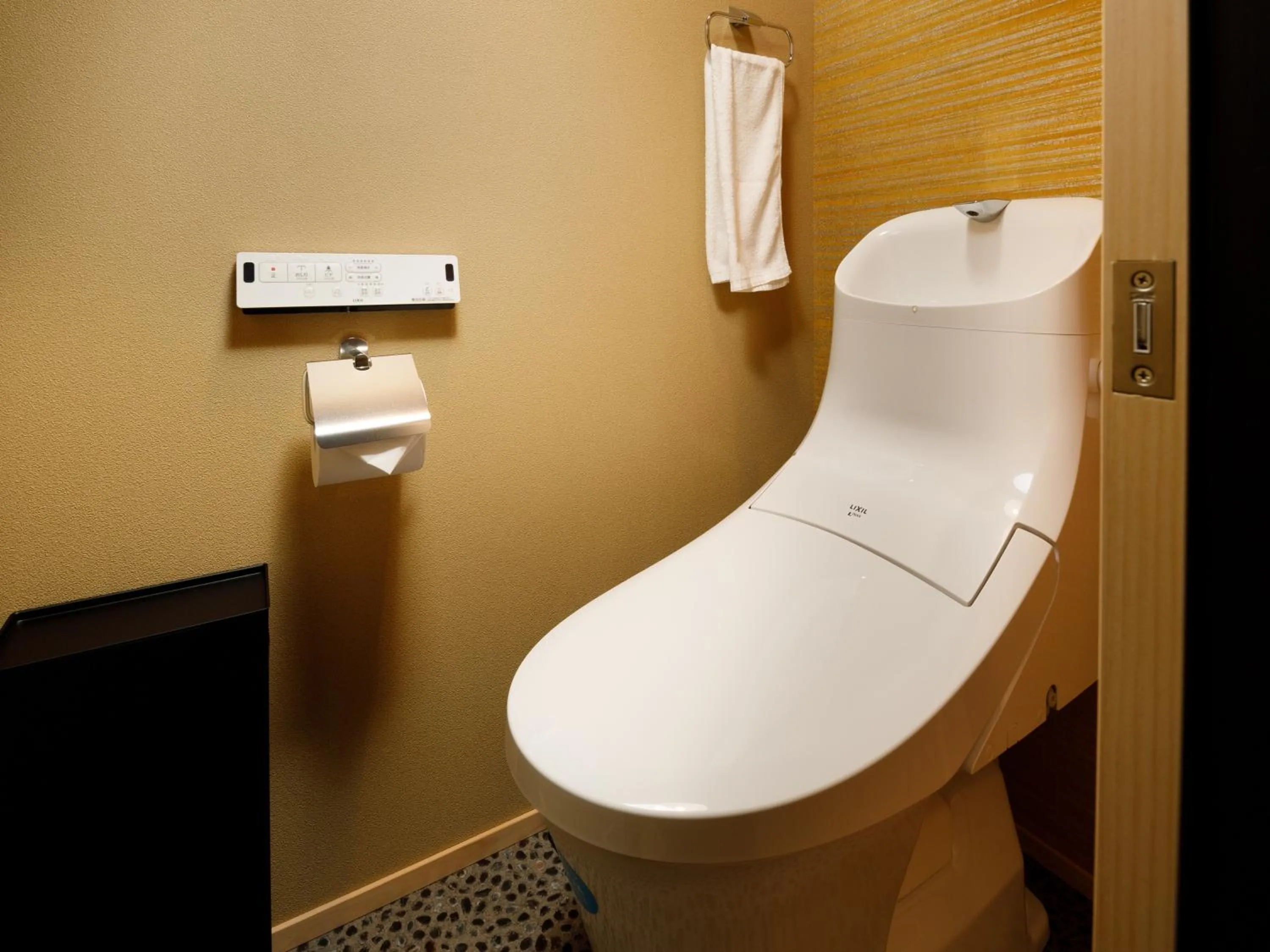 Toilet in Kanade Fushimiinari-Taishame