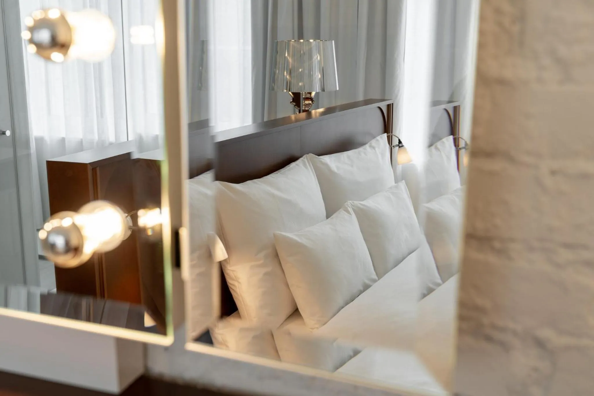 Photo of the whole room, Bed in Ruby Mimi Hotel Zurich