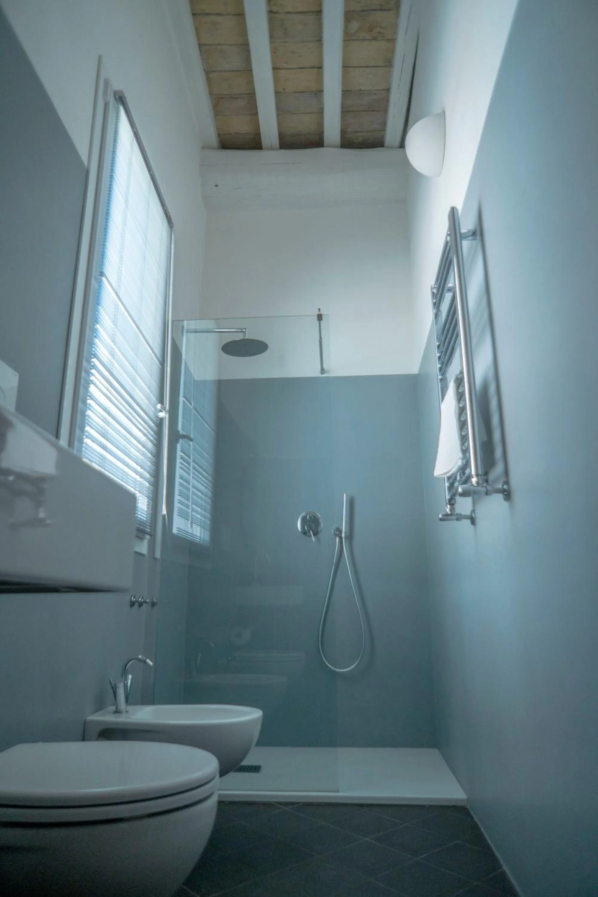 Bathroom in Navona Open Space Apartments