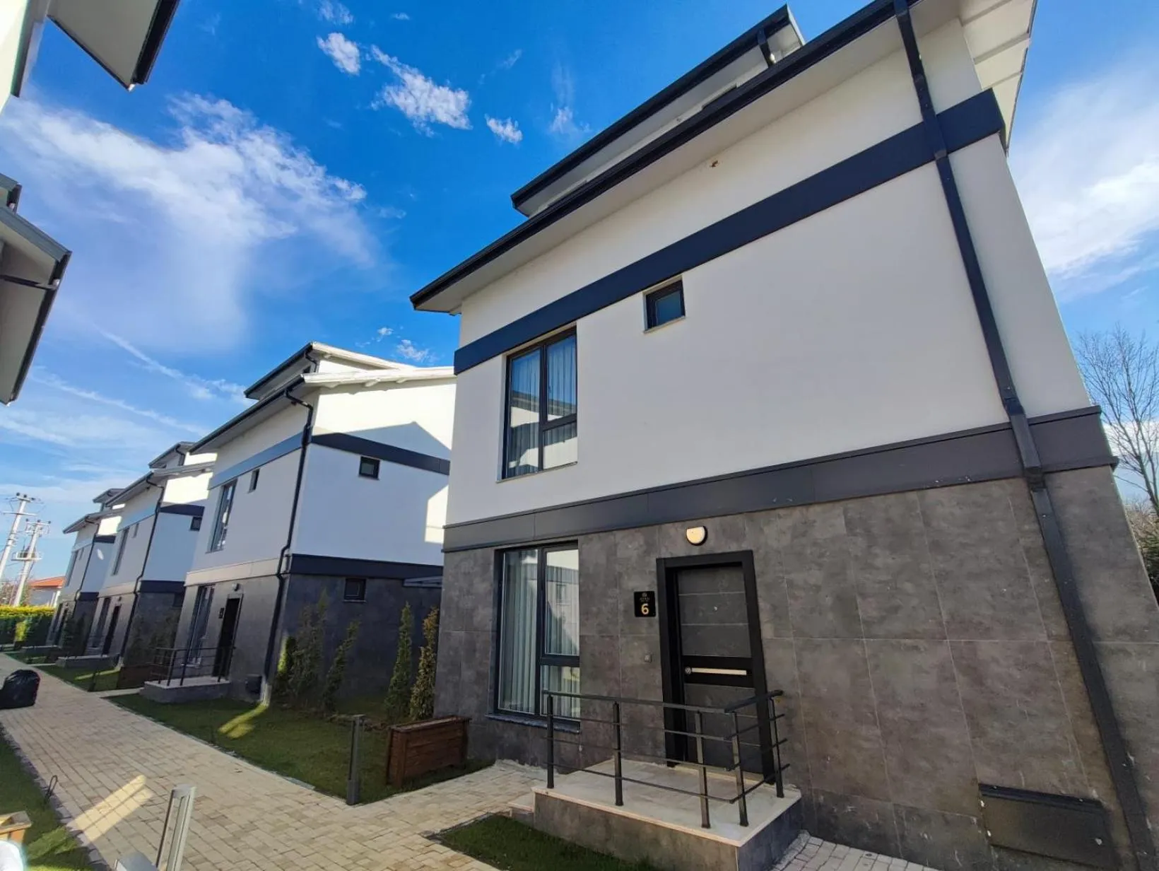 Facade/entrance in Aileena Hotel & Villas