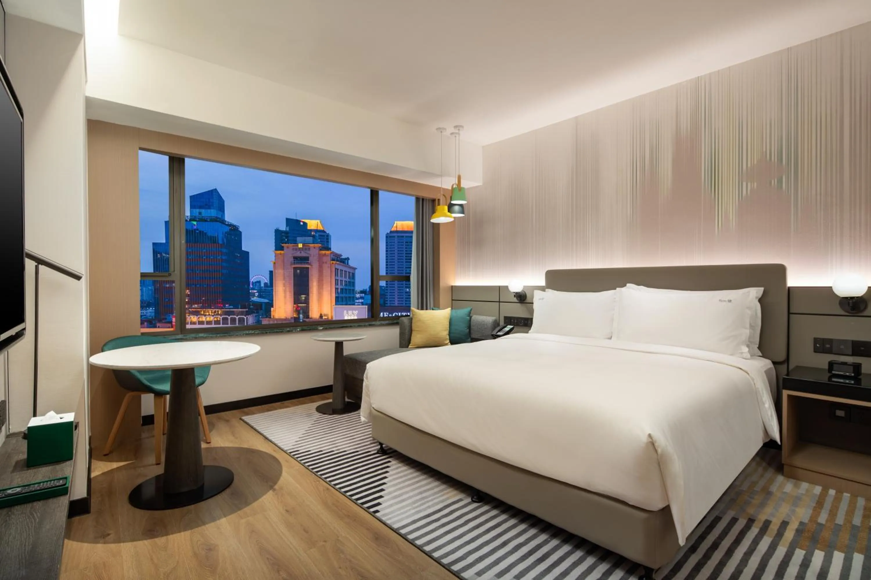 Nearby landmark, Bed in Holiday Inn Shanghai Nanjing Road by IHG