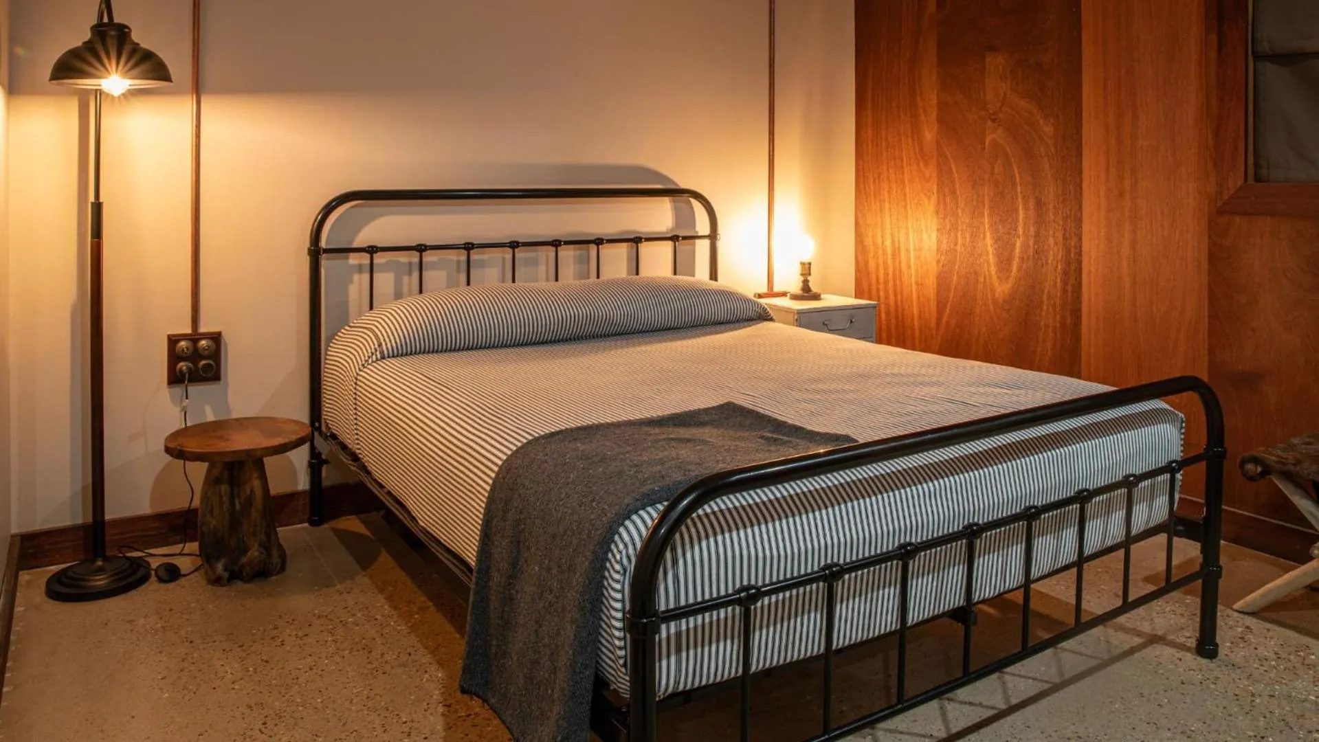 Bed in The Staging Post