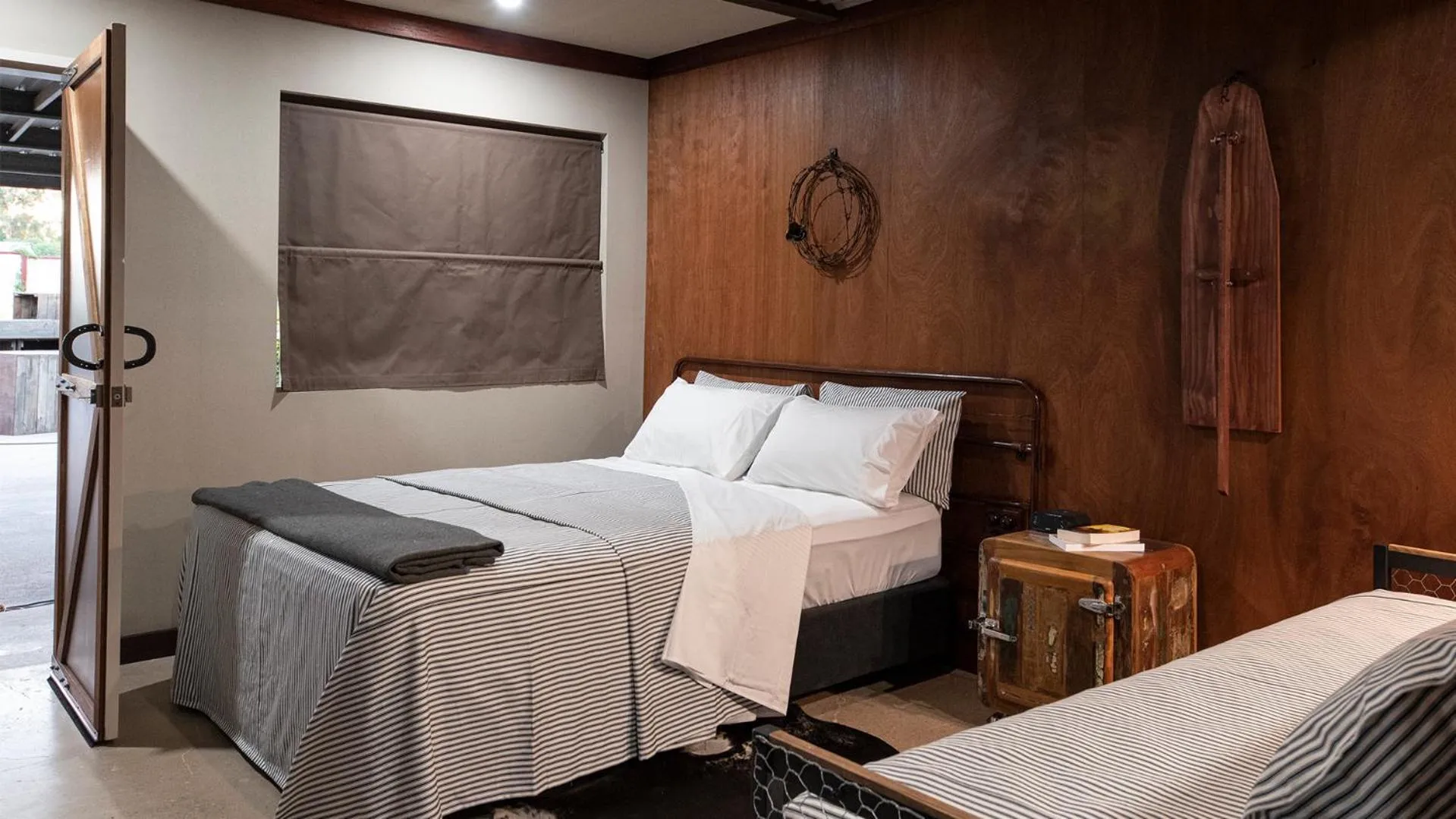 Bedroom, Bed in The Staging Post