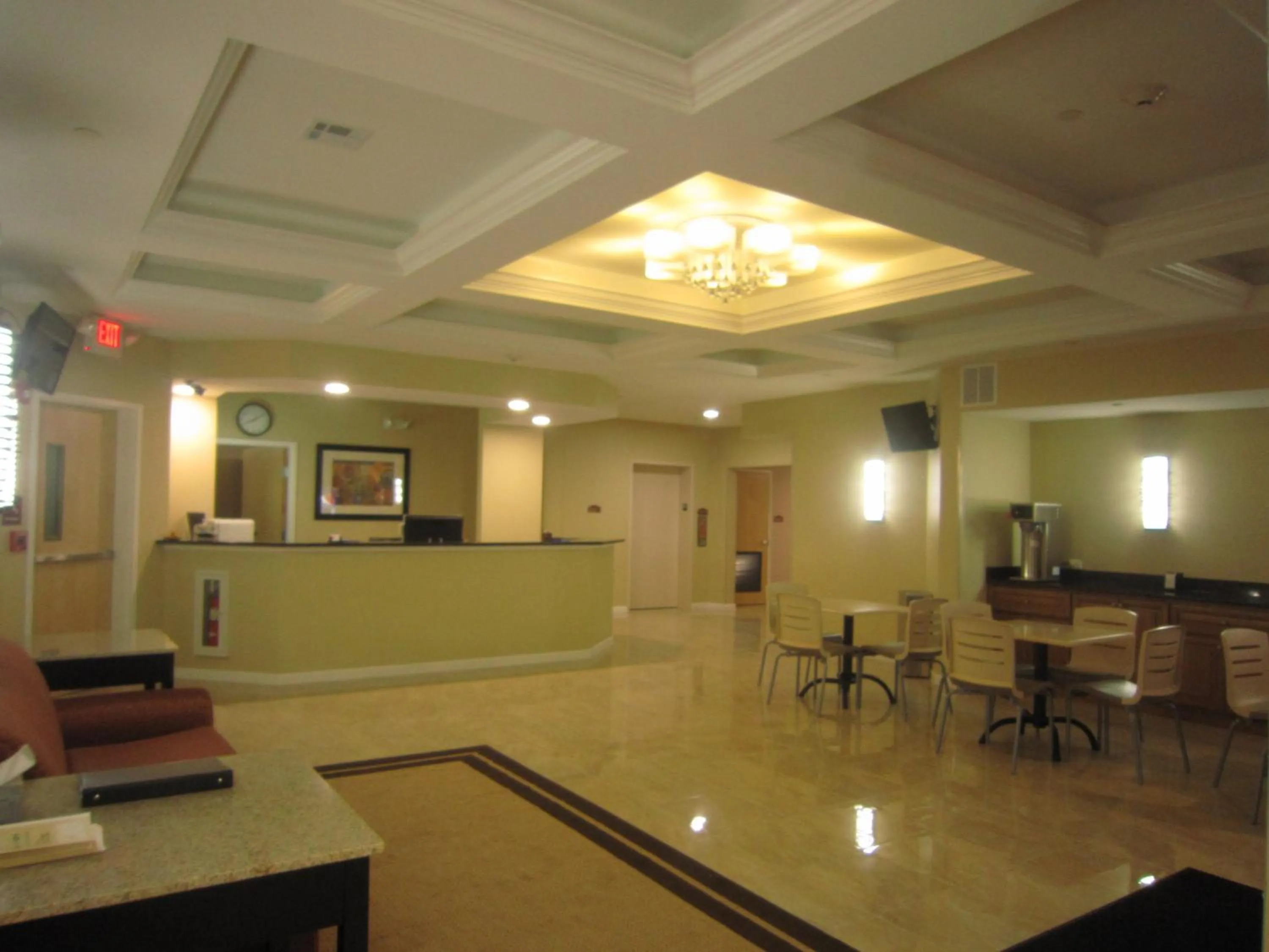 Lobby or reception in Red Carpet Inn and Suites Monmouth Junction