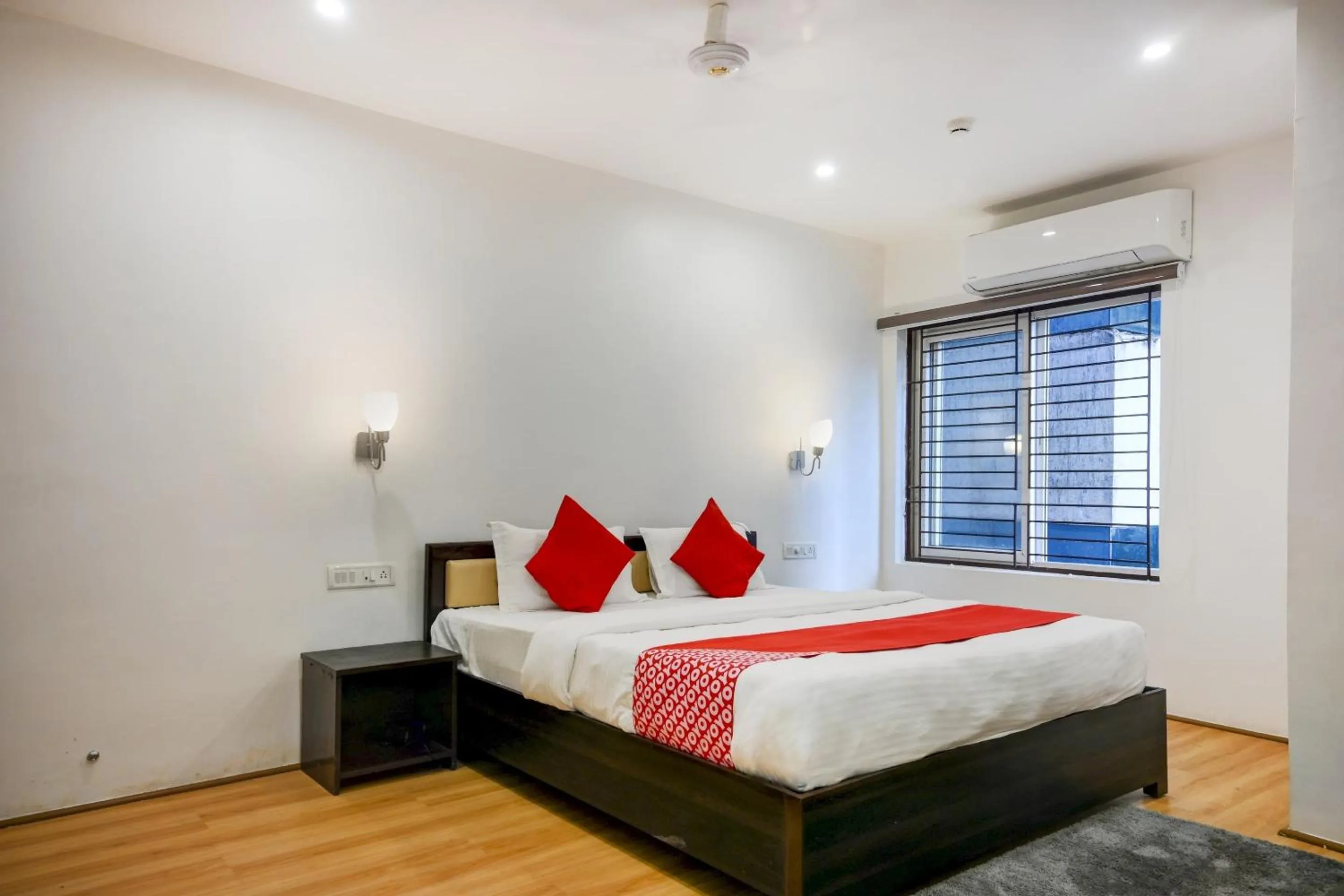 Bathroom, Bed in Super Town House HI5 Aditya International