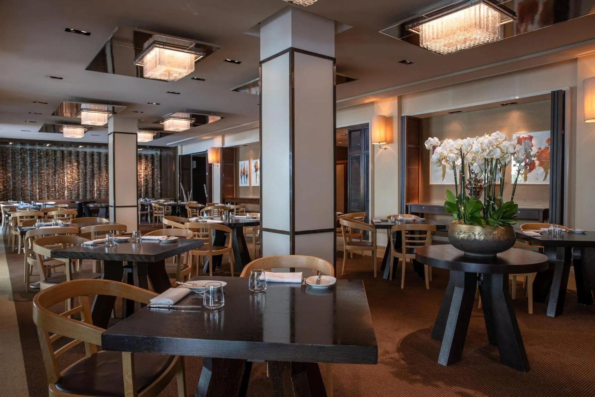 Restaurant/places to eat in InterContinental Genève by IHG