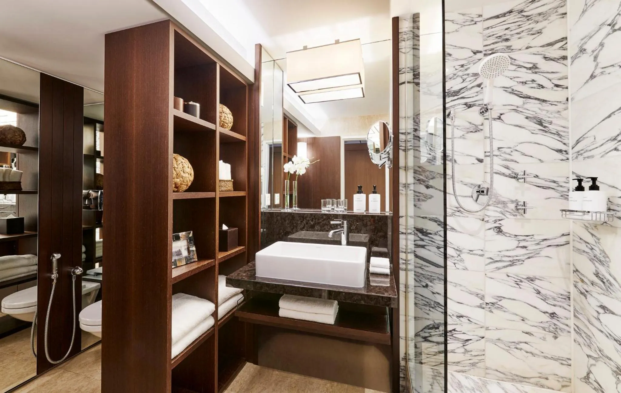 Bathroom, Bed in InterContinental Genève by IHG