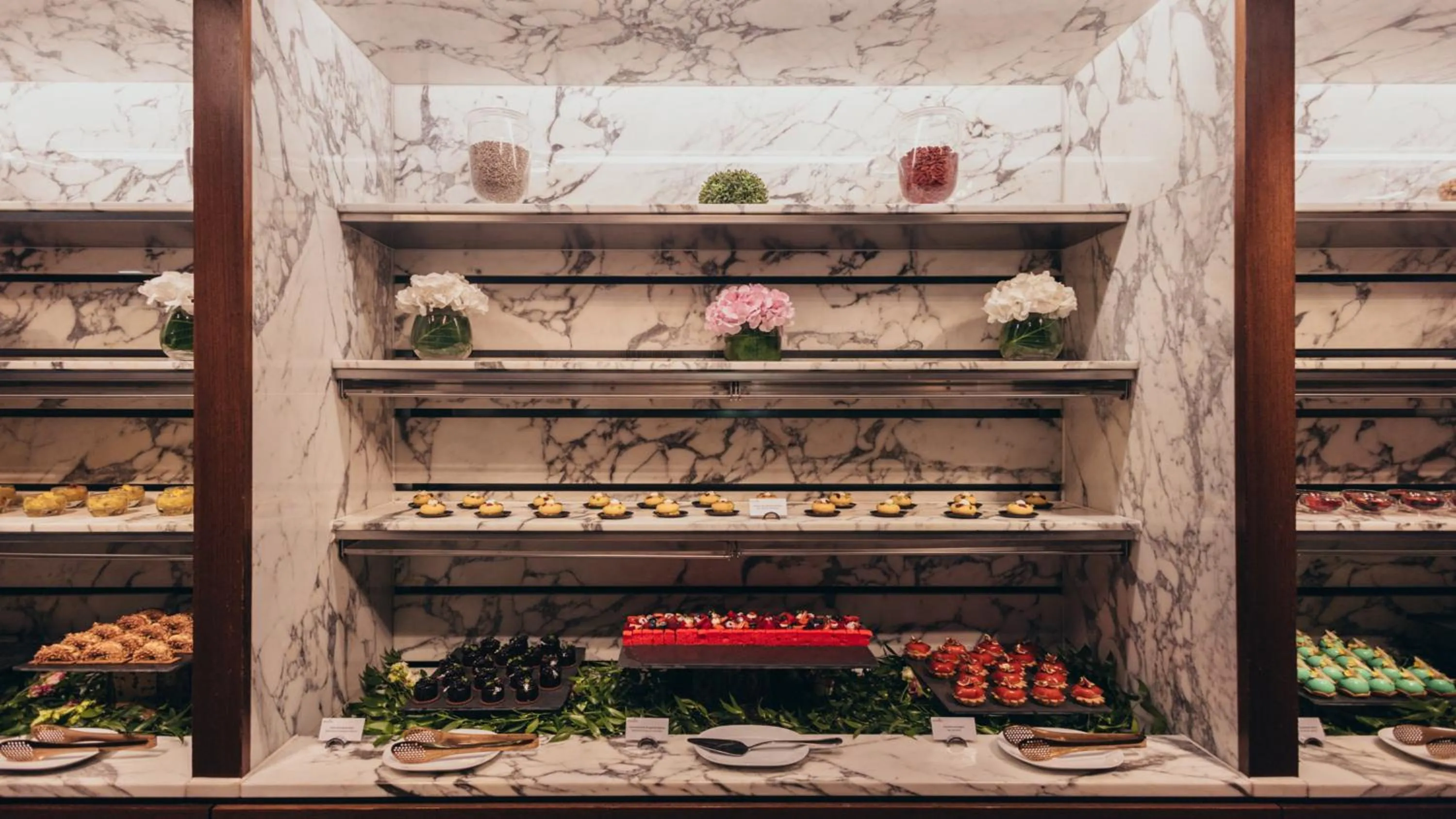 Restaurant/places to eat in InterContinental Genève by IHG