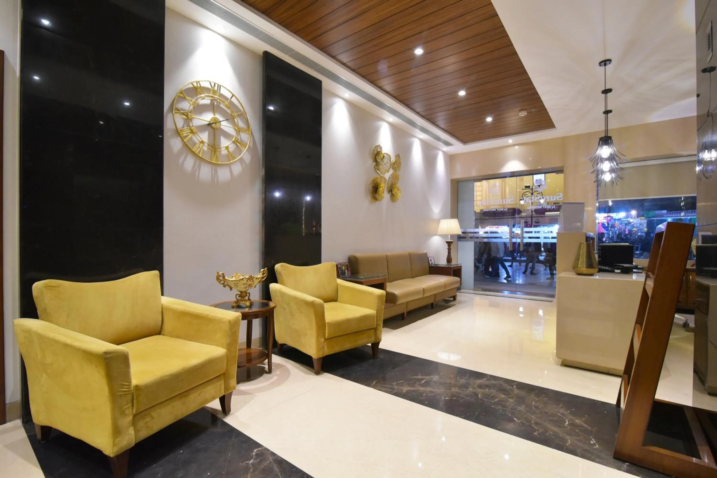 Lobby or reception in SureStay by Best Western Heritage Walk