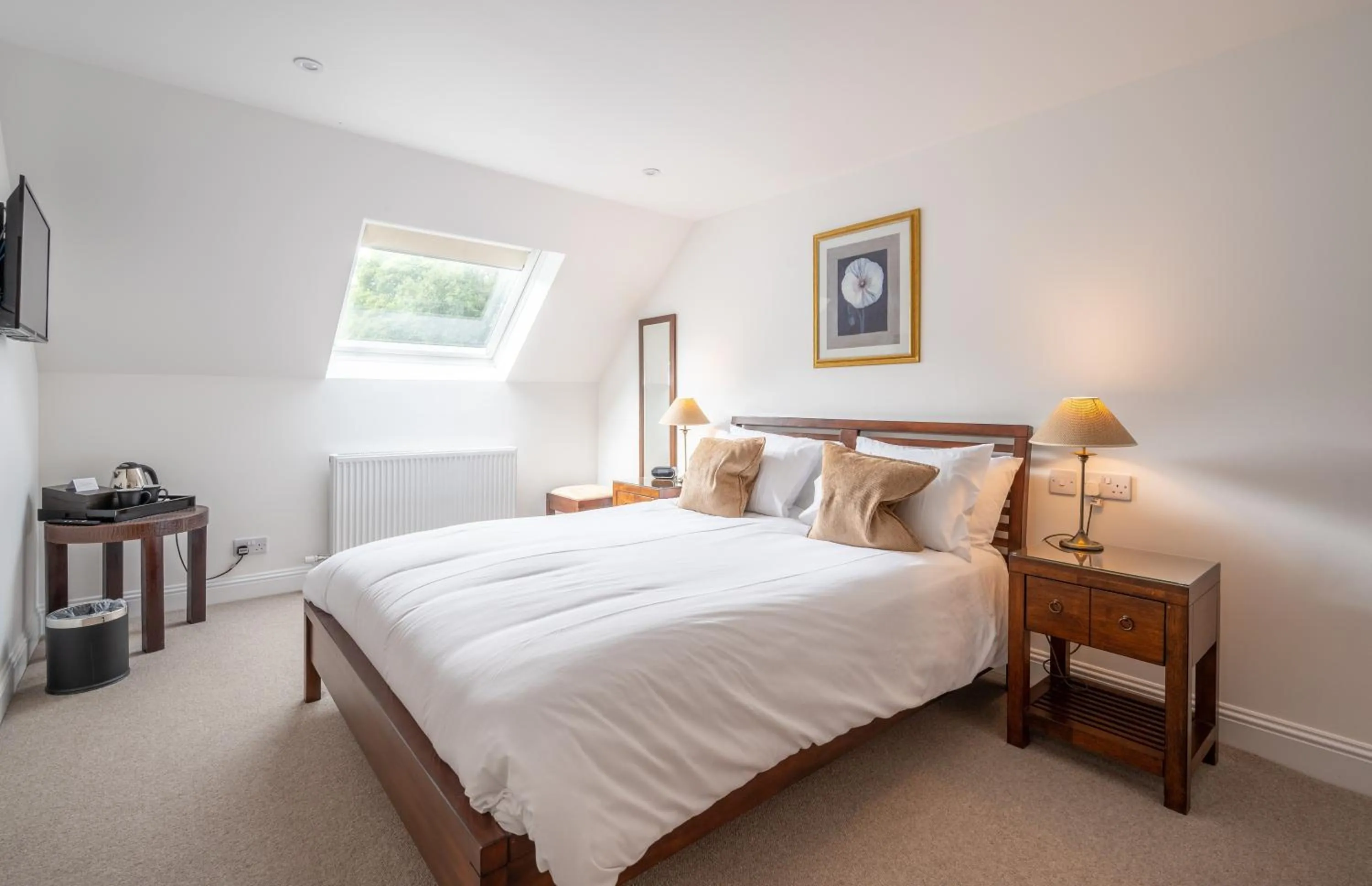 Bedroom, Bed in Ardeonaig Hotel & Restaurant