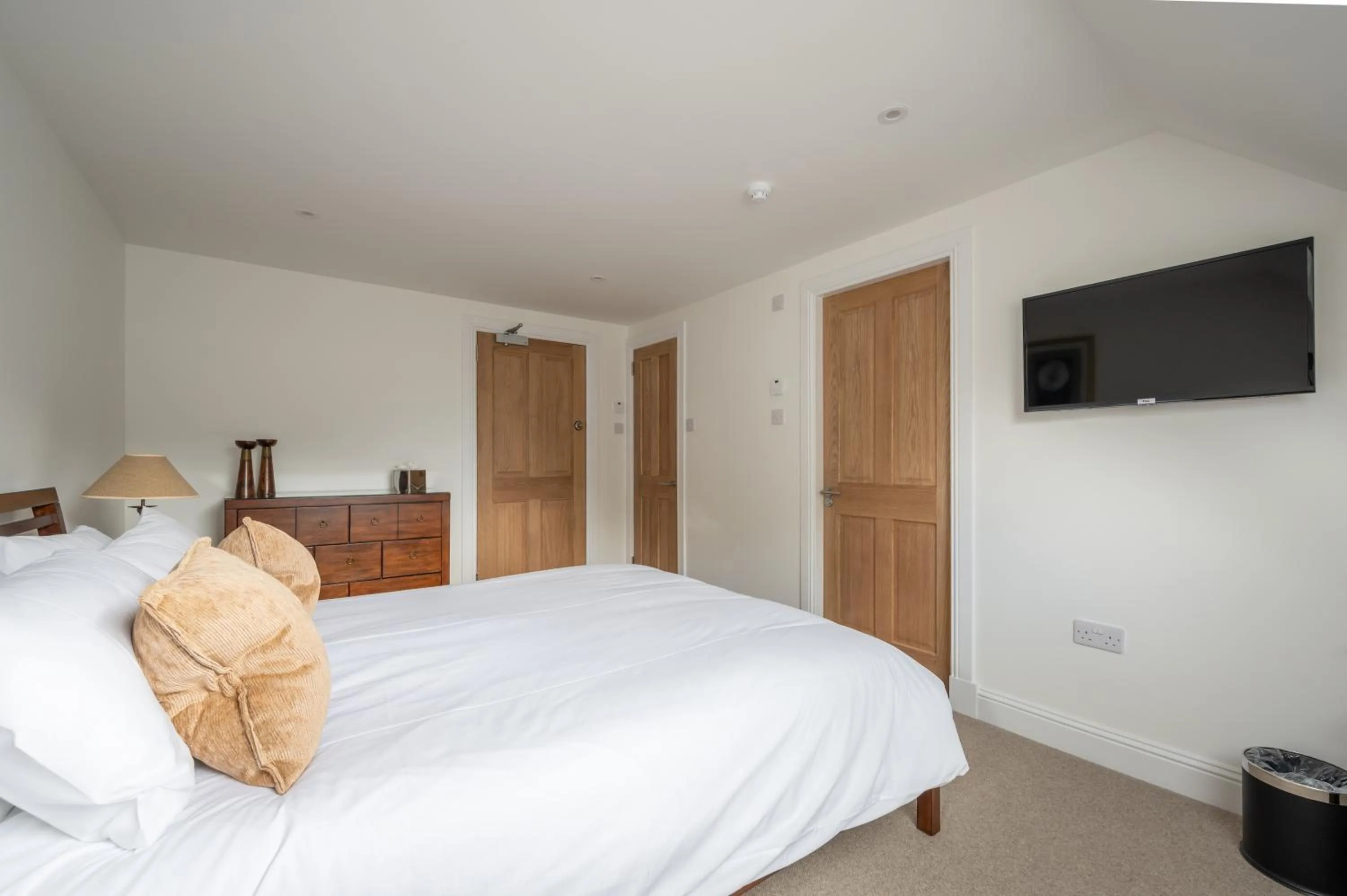 Bedroom, Bed in Ardeonaig Hotel & Restaurant