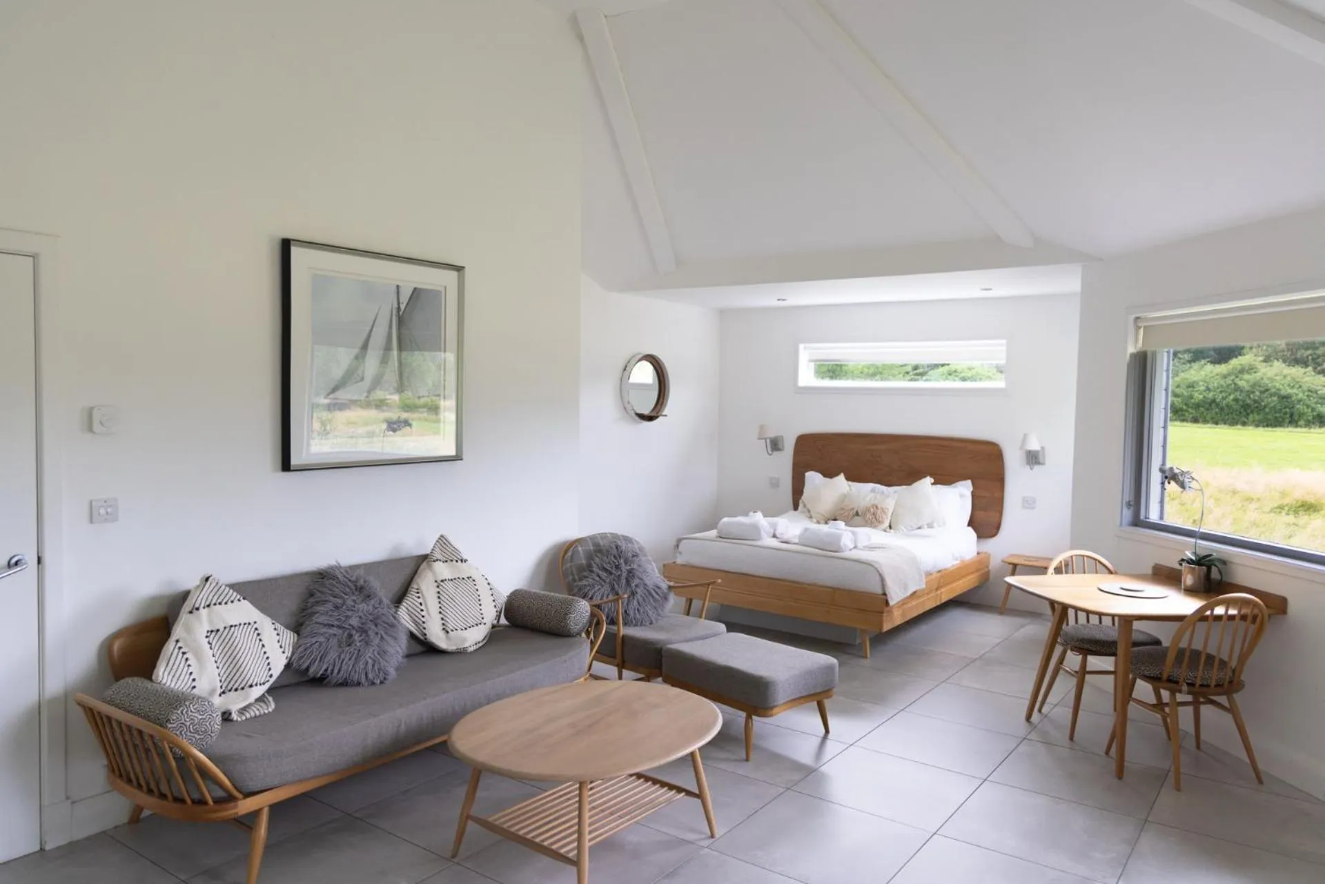 Bed in Ardeonaig Hotel & Restaurant