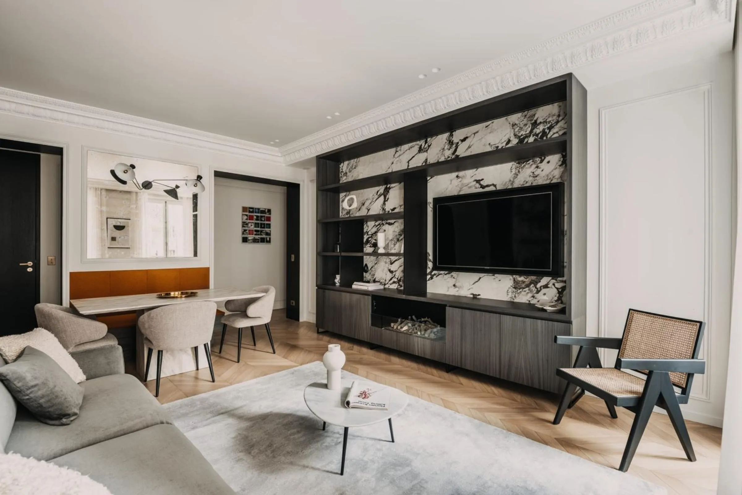 Living room in HIGHSTAY - Luxury Serviced Apartments - Champs-Elysées