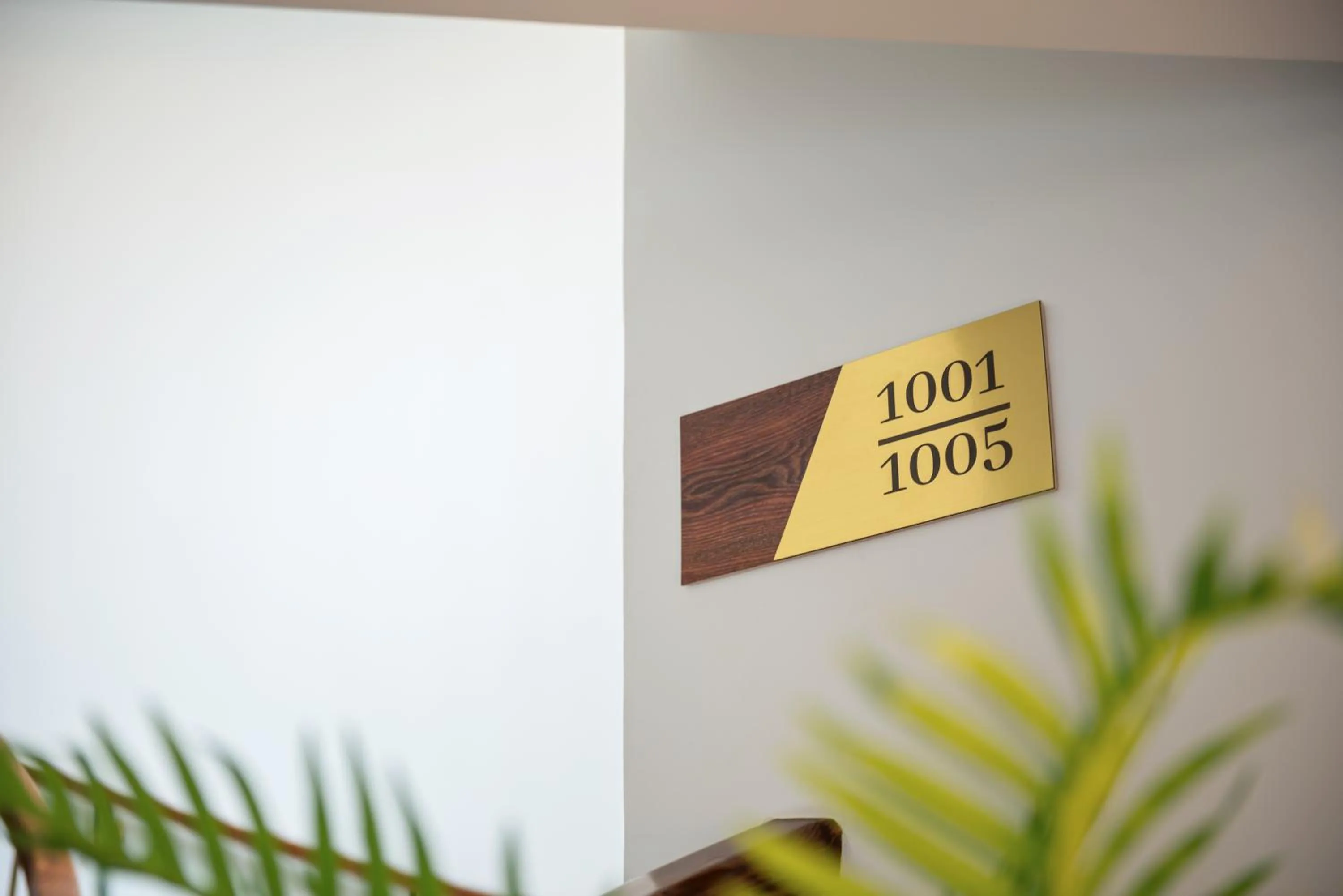 Logo/Certificate/Sign in Maran Residence