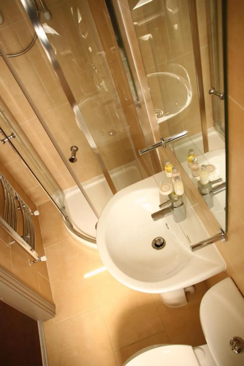 Shower in Base Serviced Apartments - Sir Thomas Street