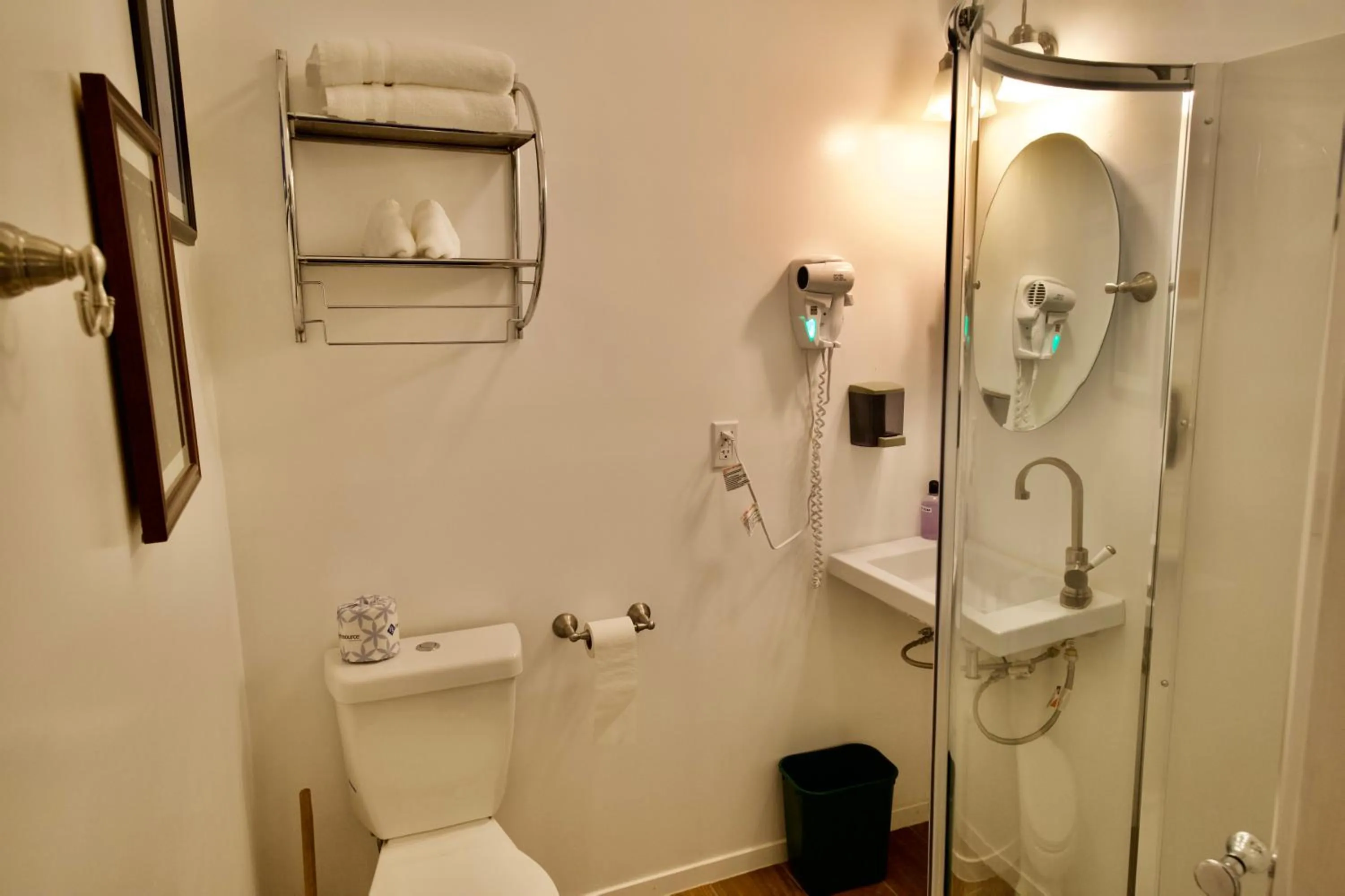 Yosemite Bug Rustic Mountain Resort