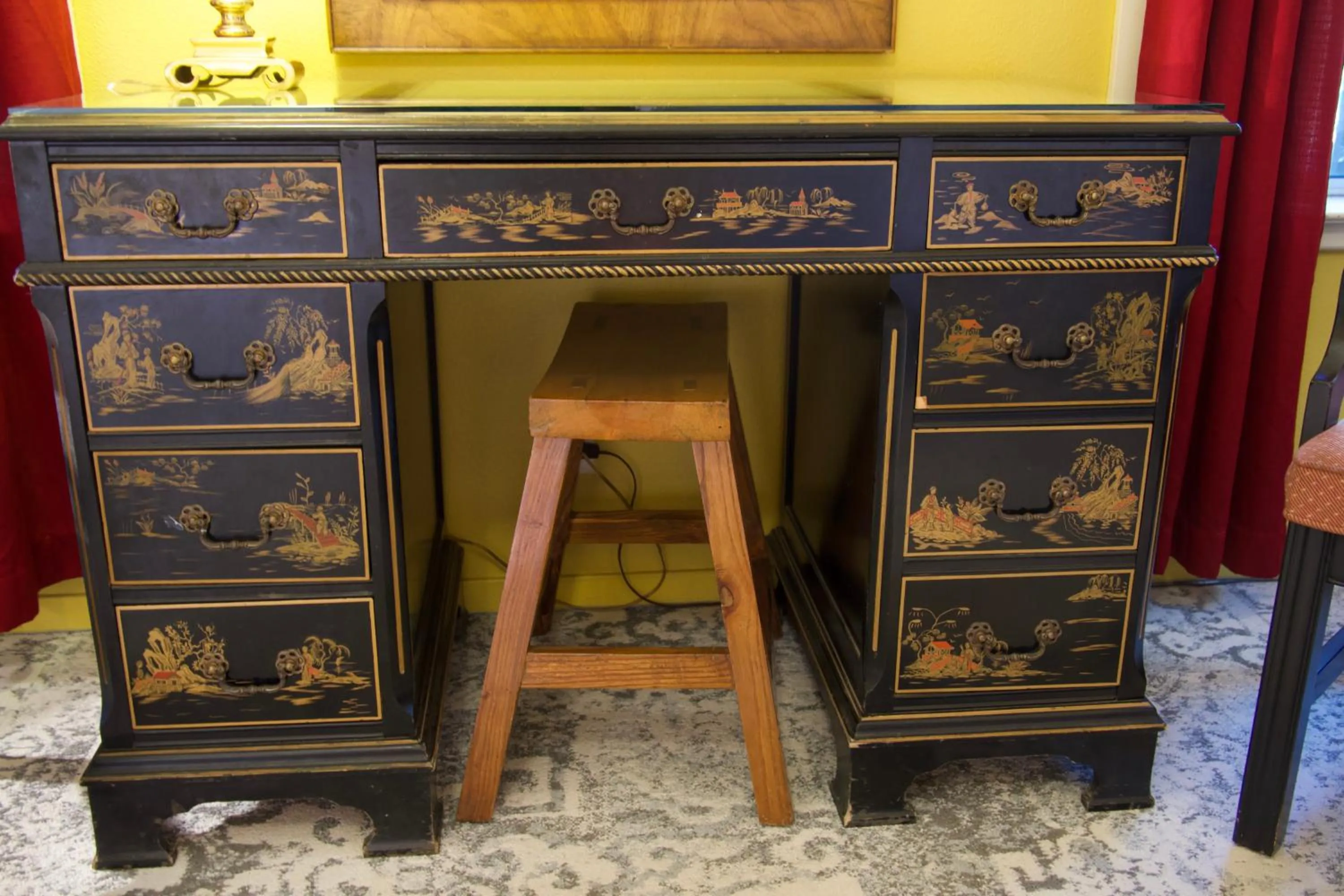 Yosemite Bug Rustic Mountain Resort