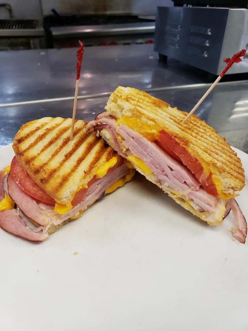 Yosemite Bug Rustic Mountain Resort