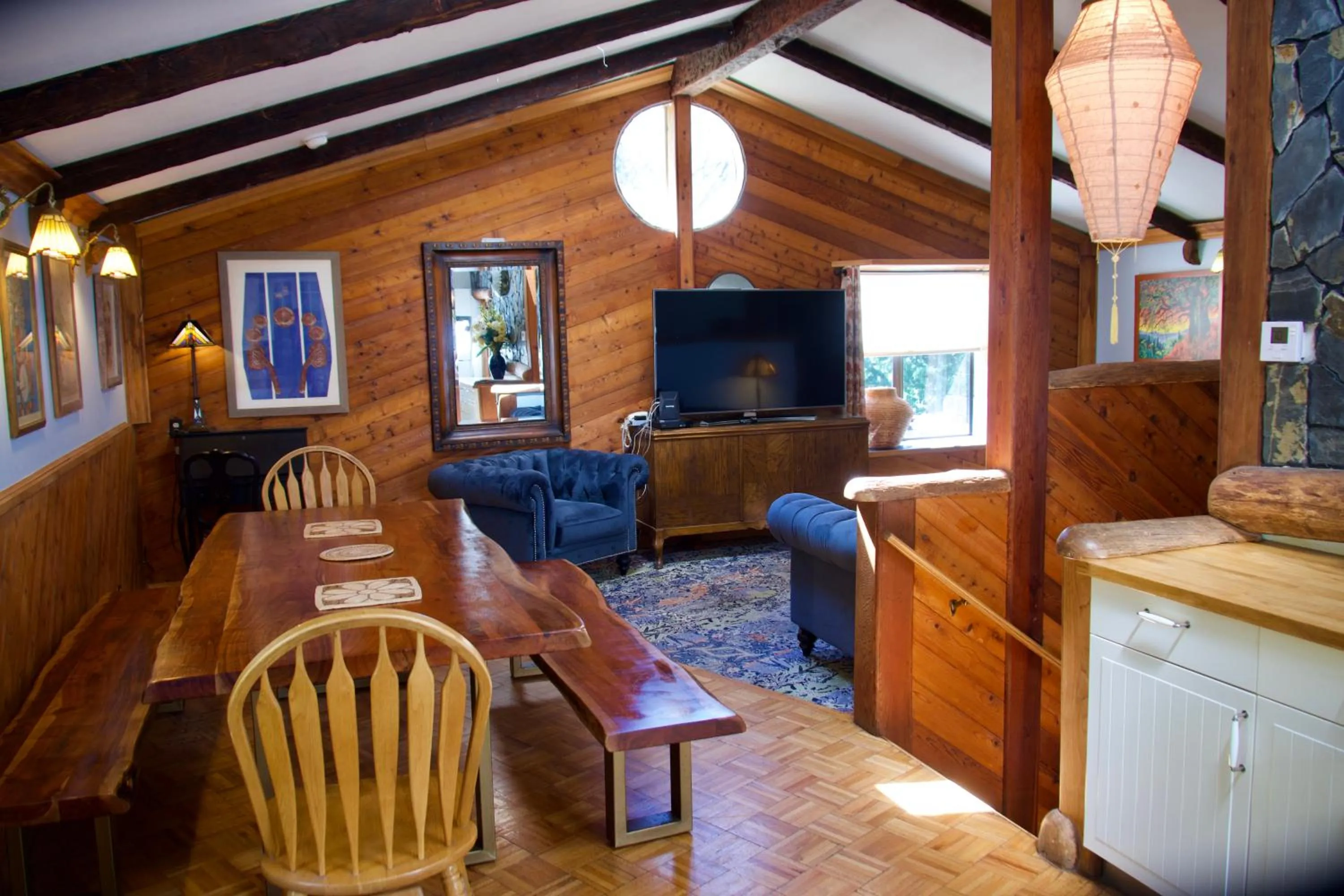 Yosemite Bug Rustic Mountain Resort