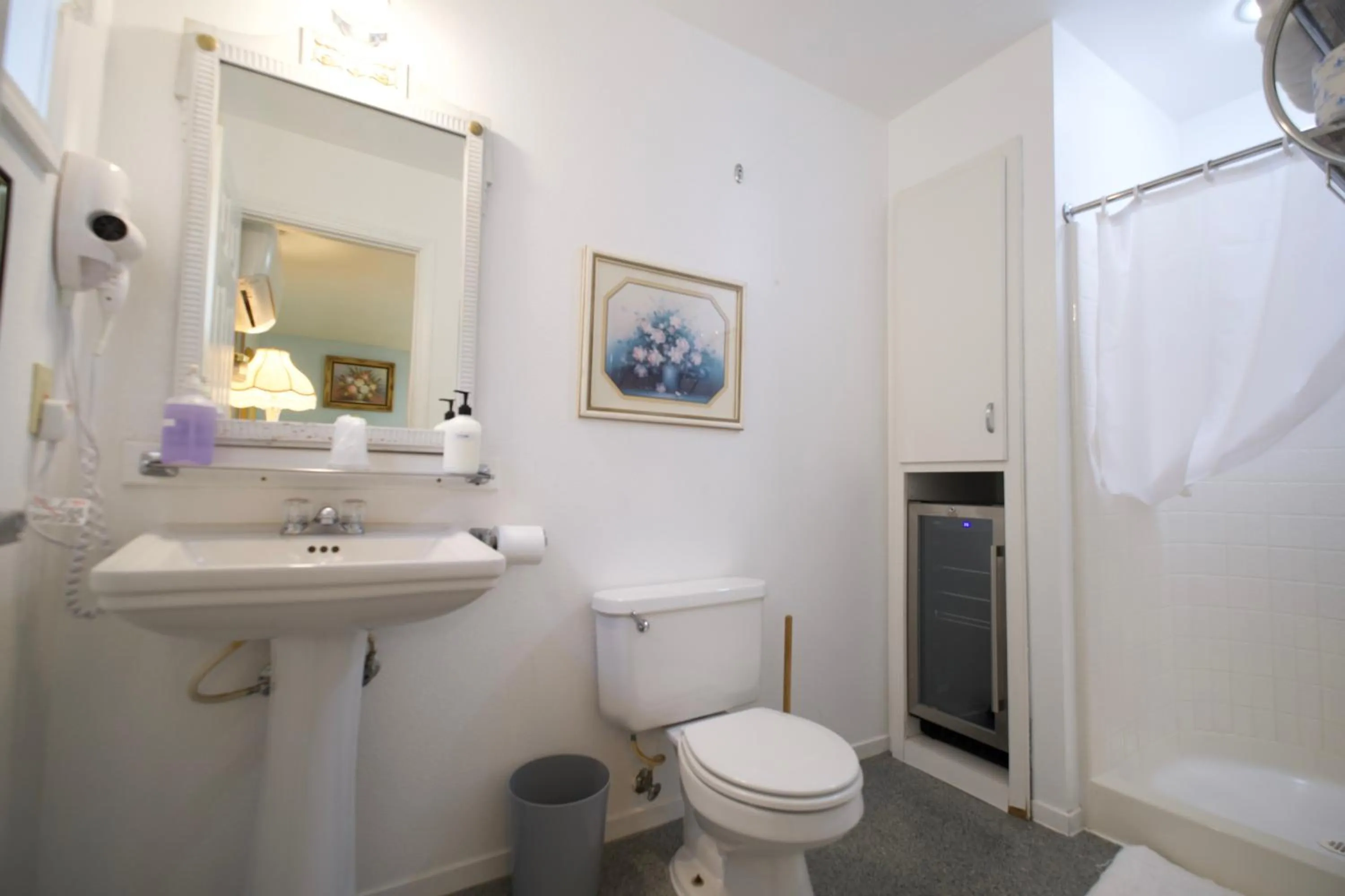 Yosemite Bug Rustic Mountain Resort