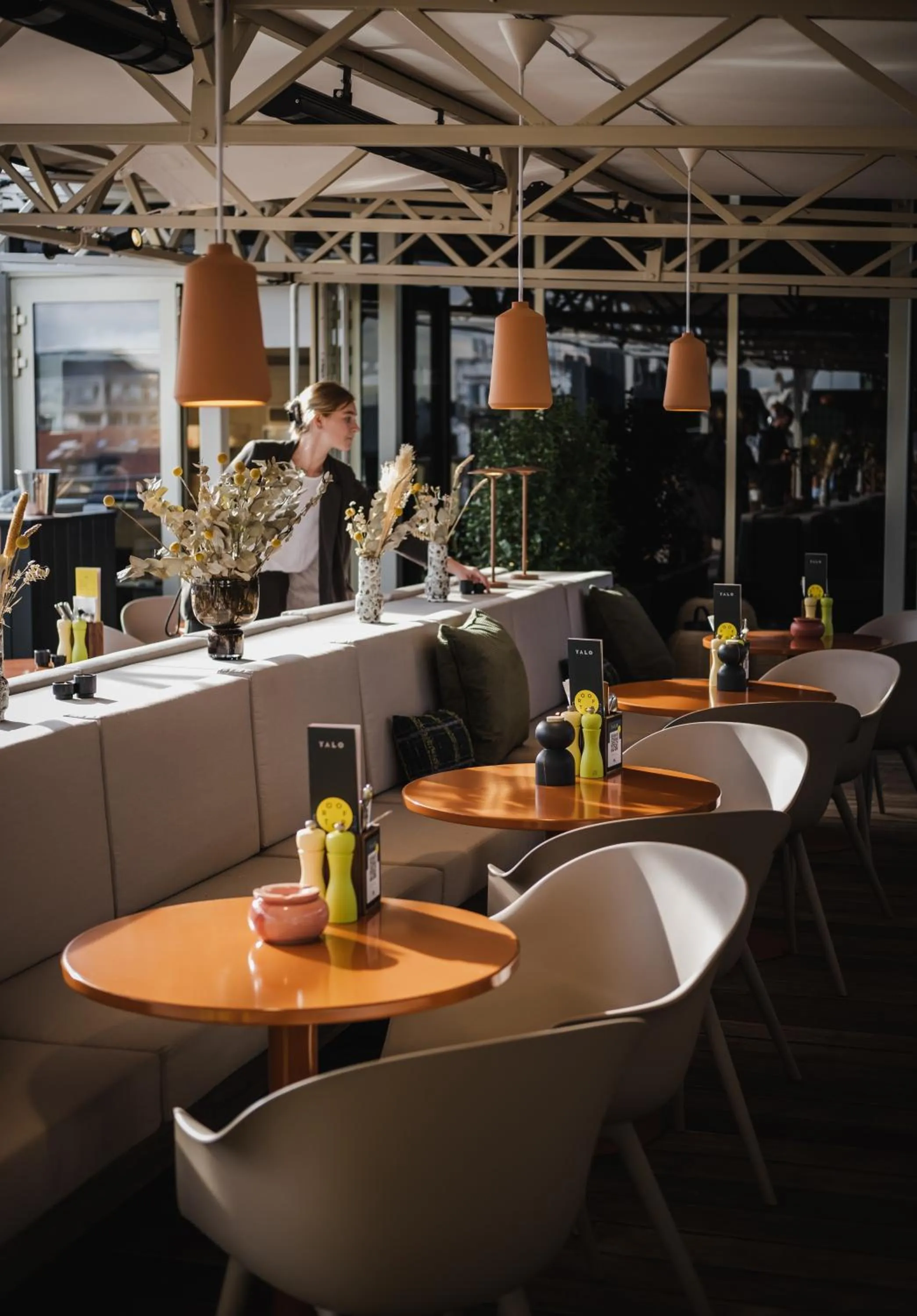Restaurant/places to eat in Yalo Urban Boutique Hotel Gent