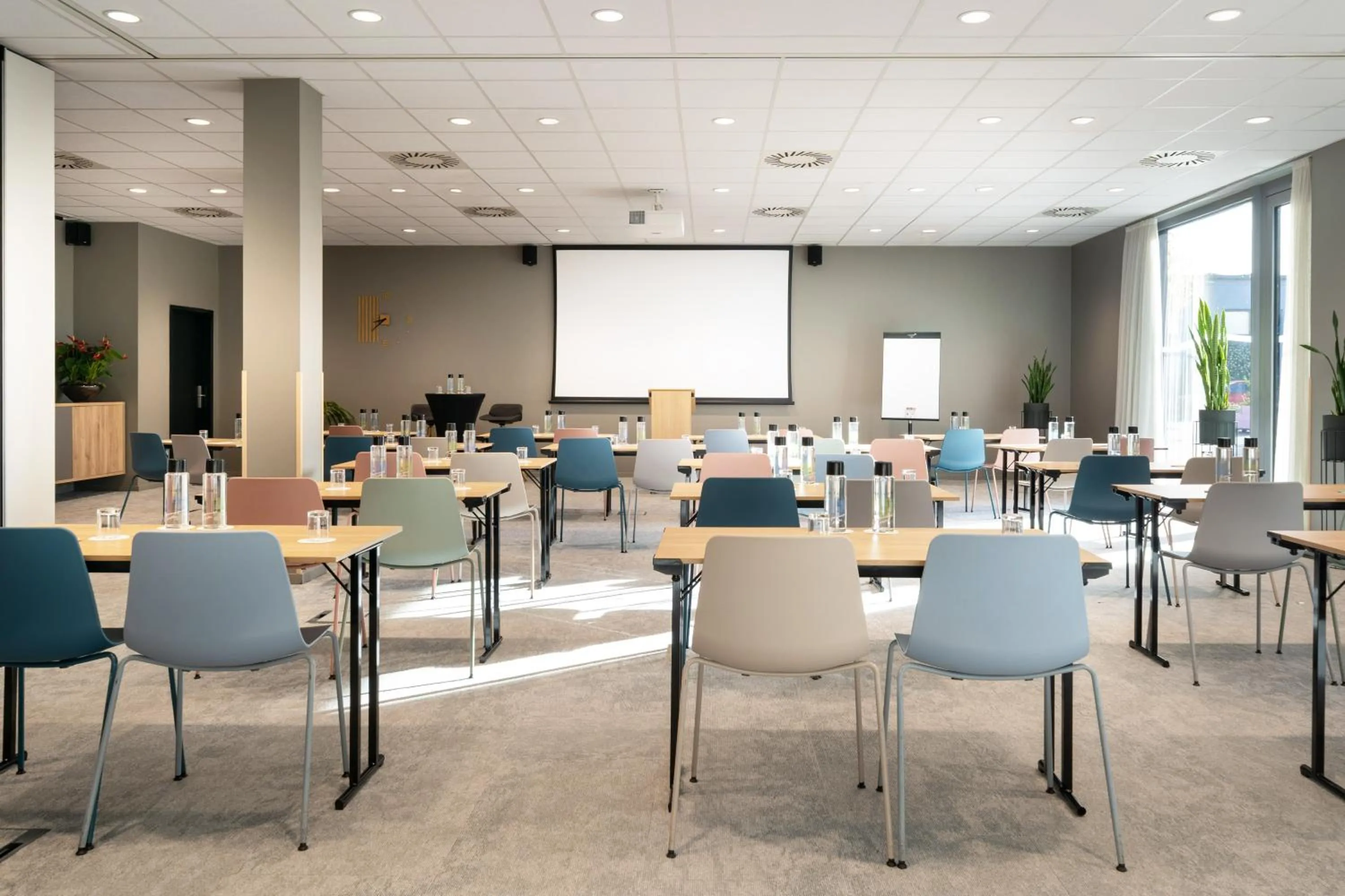 Meeting/conference room in INNSiDE by Meliá Luxembourg