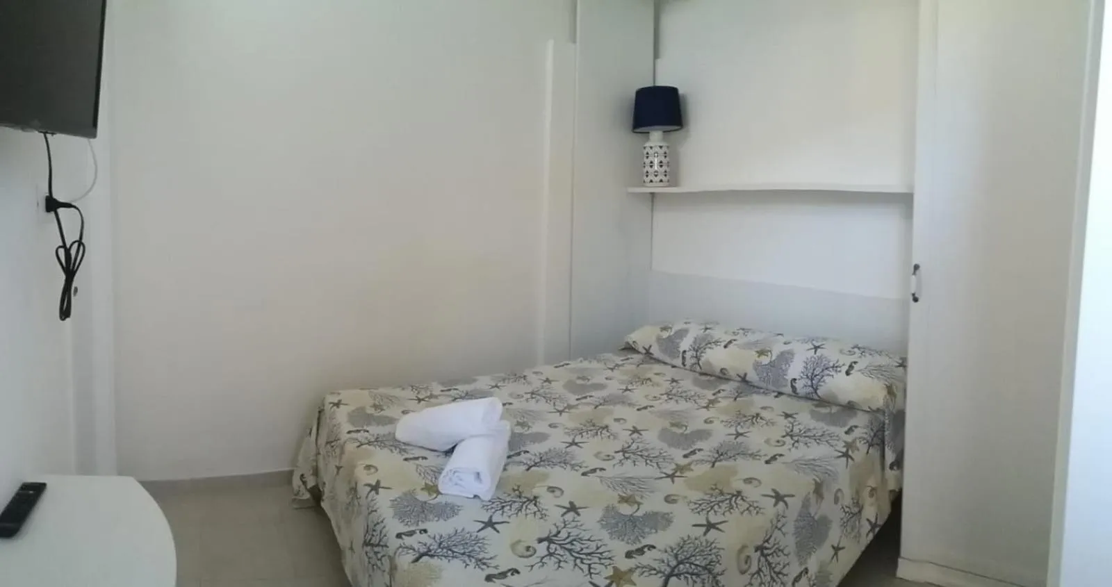 Bed in VILLA FLORA ARGENTARIO