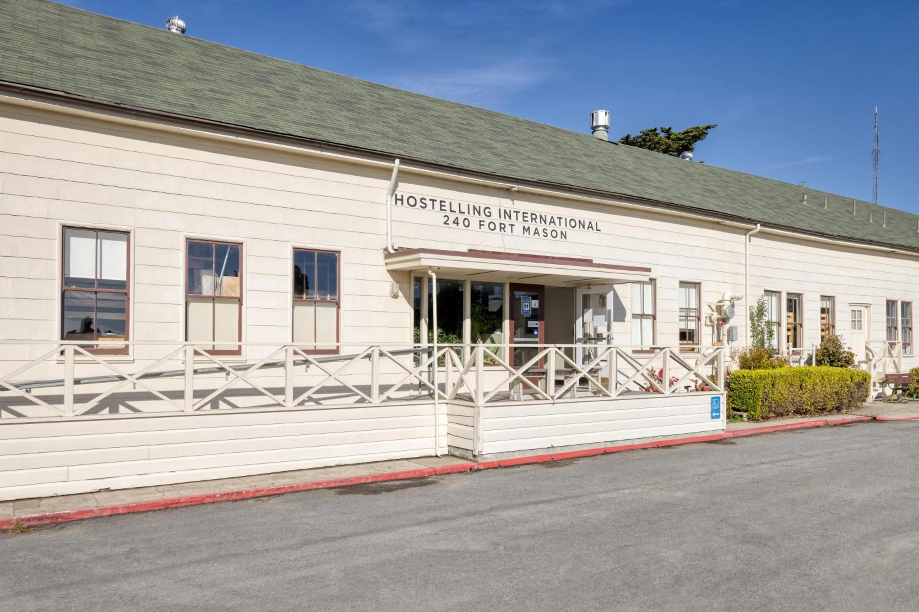 Property building in HI San Francisco Fisherman's Wharf Hostel