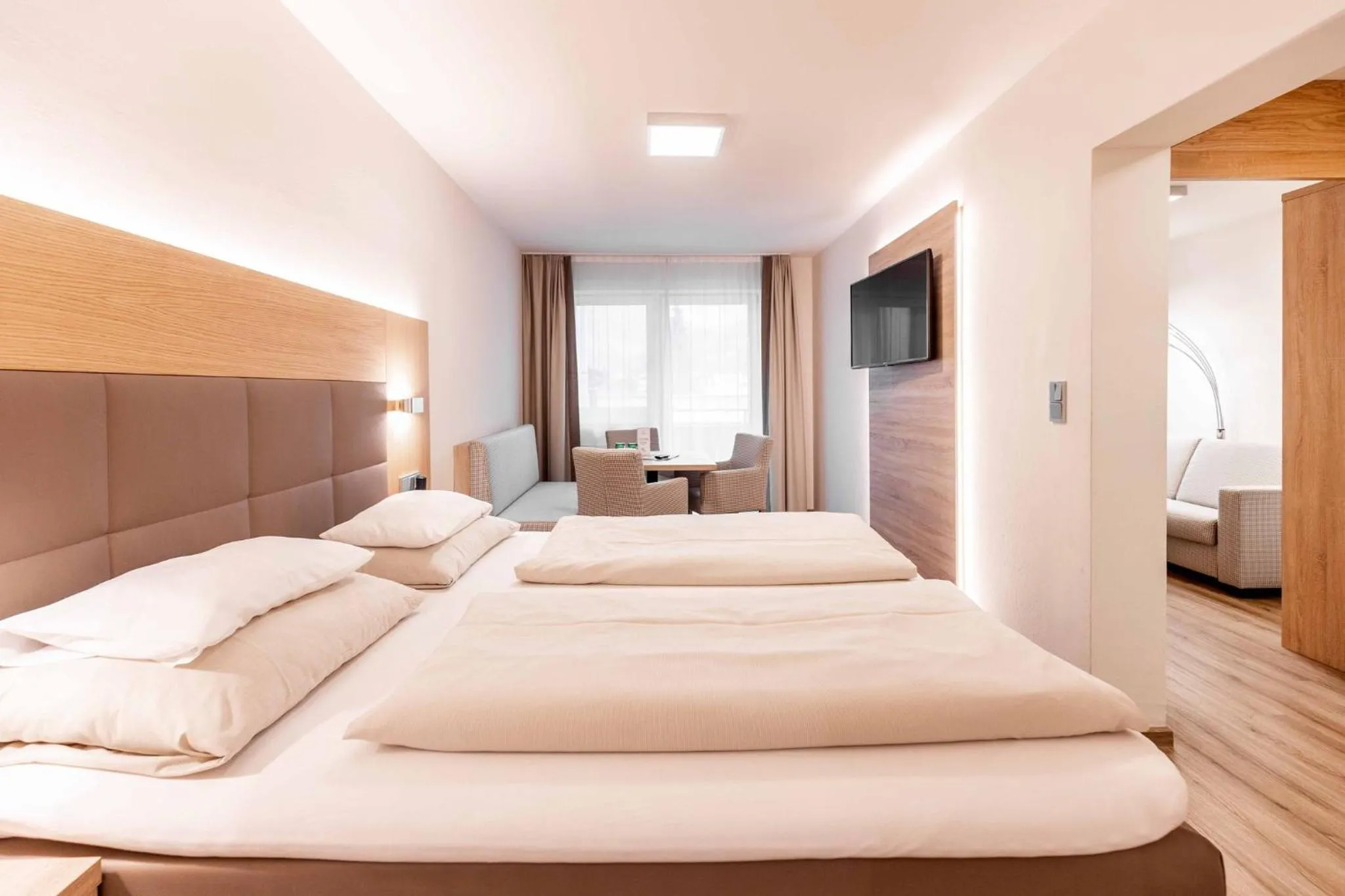 Bedroom, Bed in Das Walchsee Resort