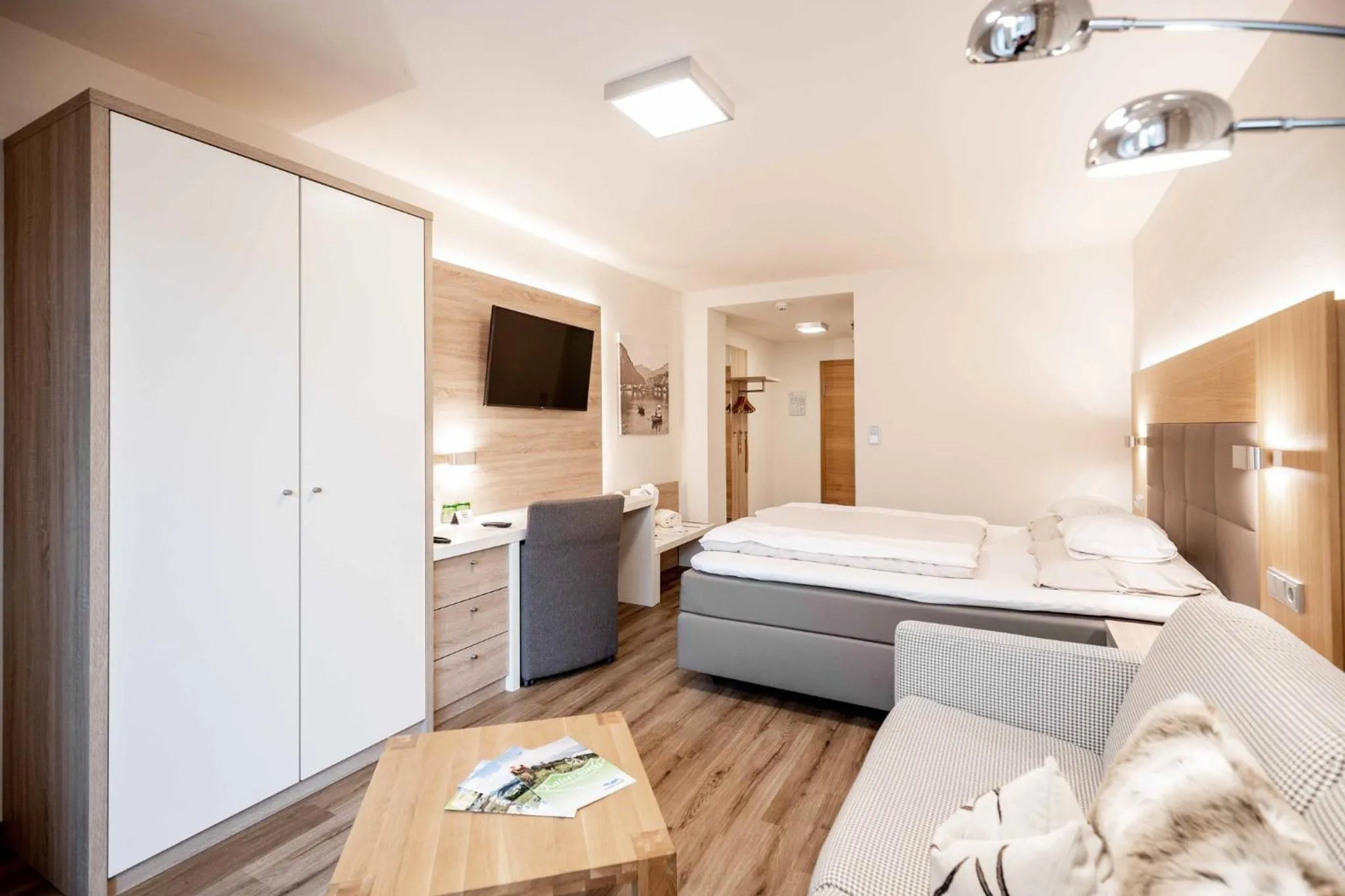 Photo of the whole room, Bed in Das Walchsee Resort