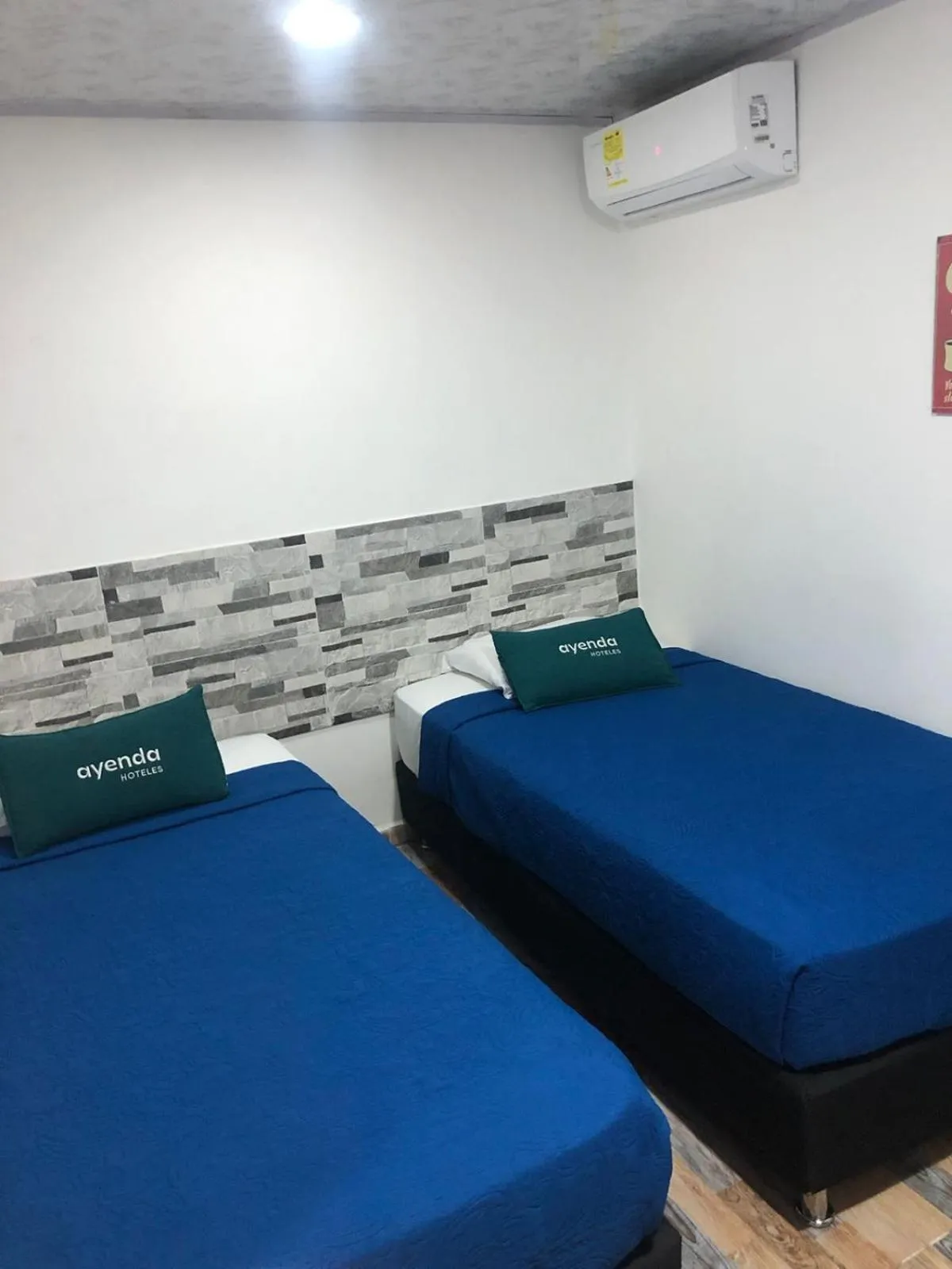 air conditioner, Bed in The Mendoza Grand Hotel