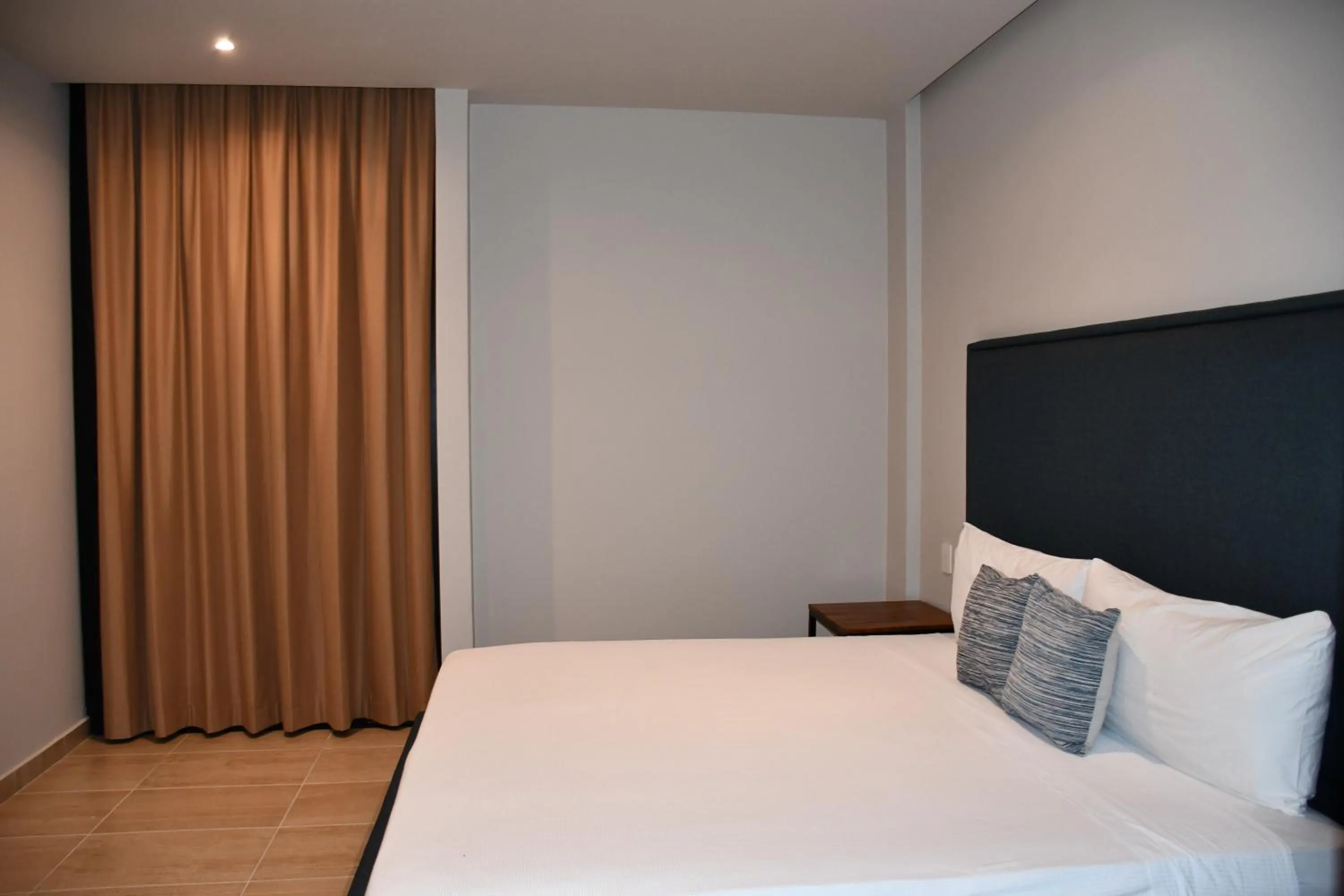 Bed in Kaab At The Park by The Spot Rentals