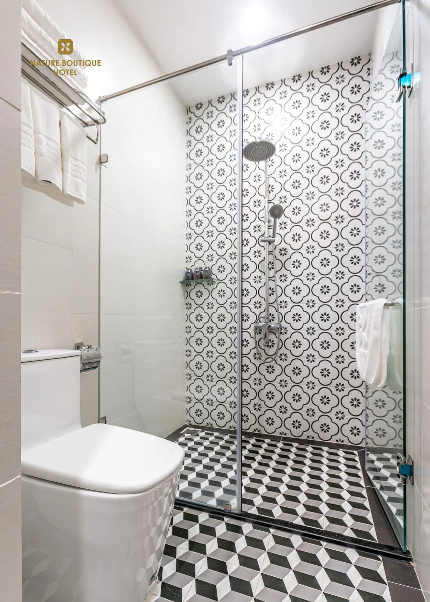 Shower in Nature Boutique Hotel - Nguyen Thi Nghia