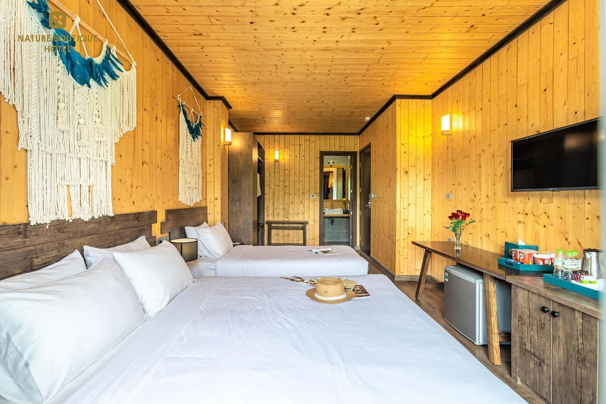 Photo of the whole room, Bed in Nature Boutique Hotel - Nguyen Thi Nghia