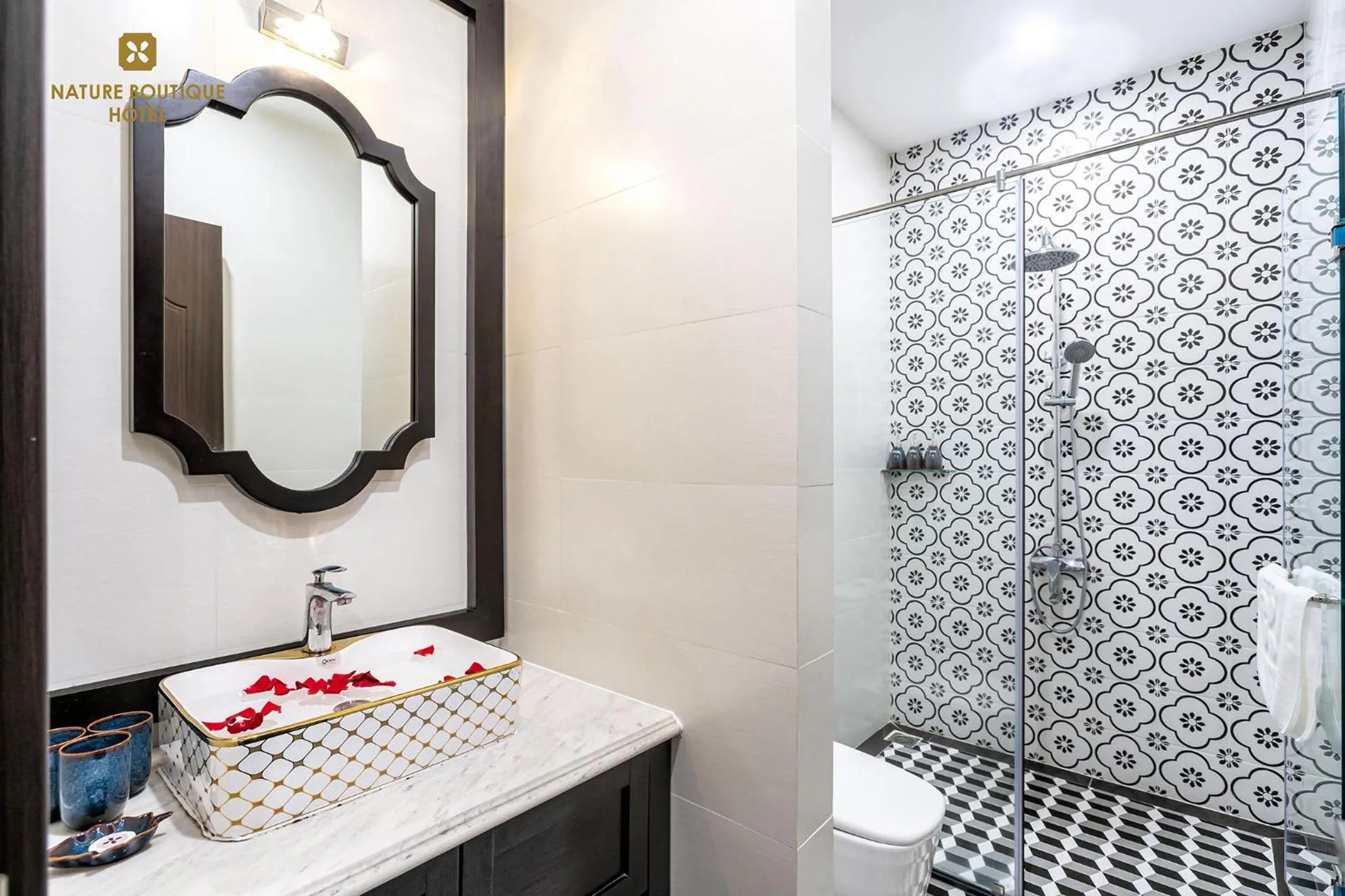 Shower in Nature Boutique Hotel - Nguyen Thi Nghia