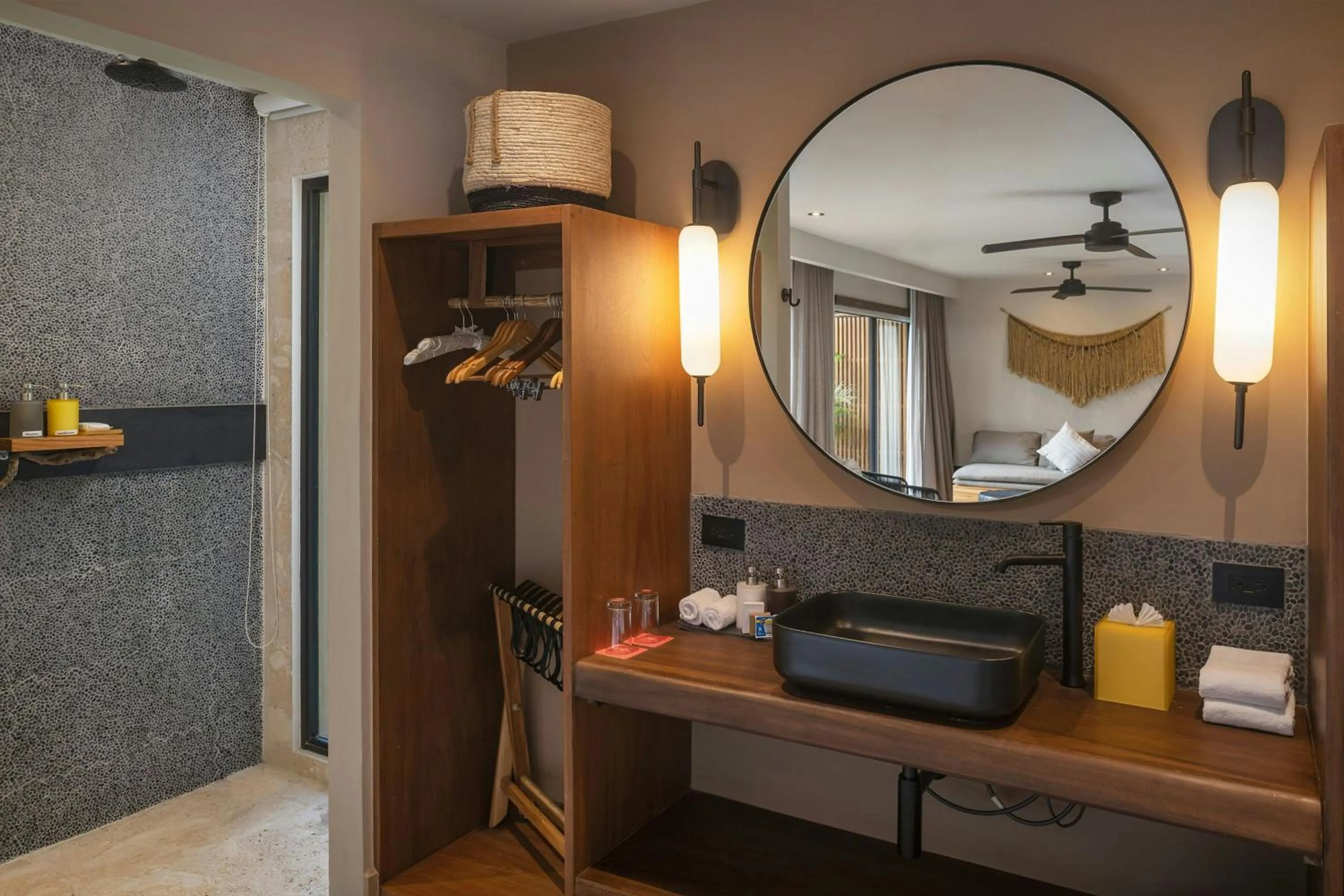 Photo of the whole room in Punta Islita, Autograph Collection