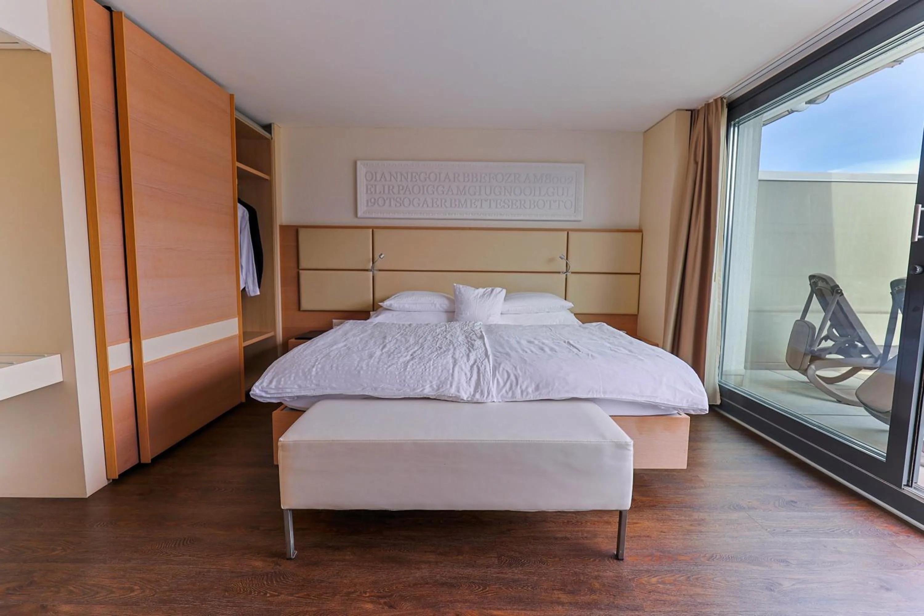 Bedroom, Bed in Hotel Muralto Locarno