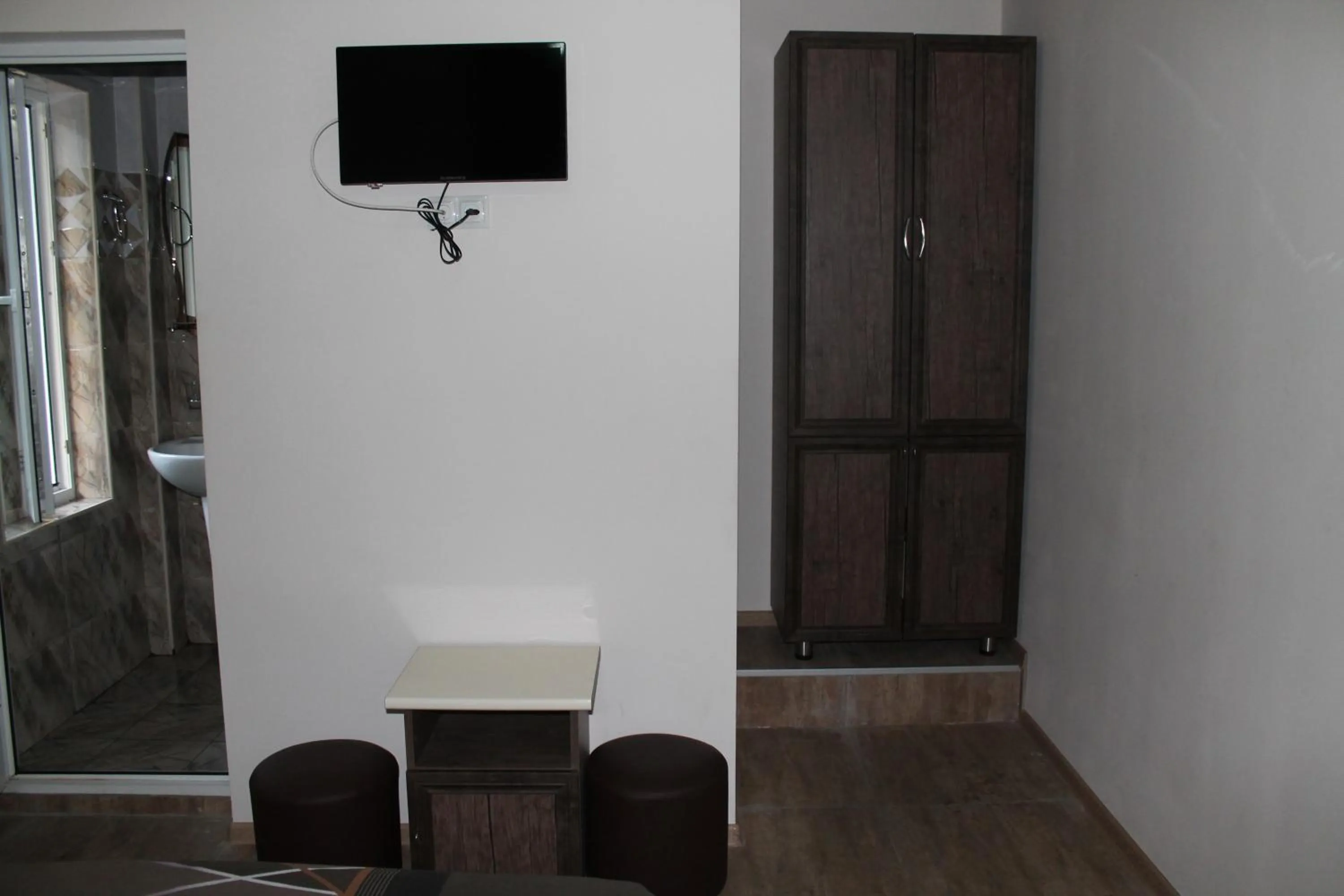 TV and multimedia in Ponto Hotel