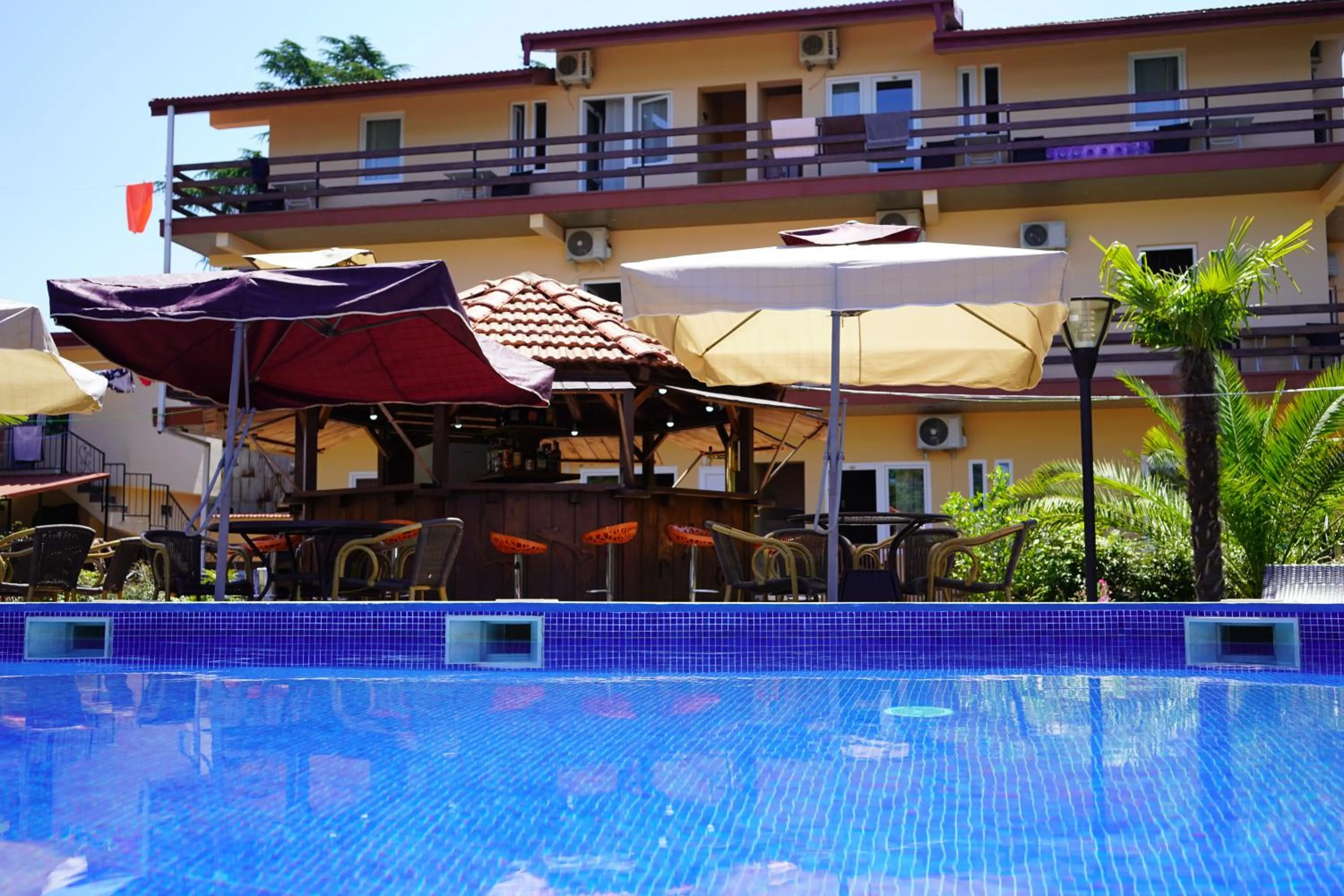 Property building in Ponto Hotel