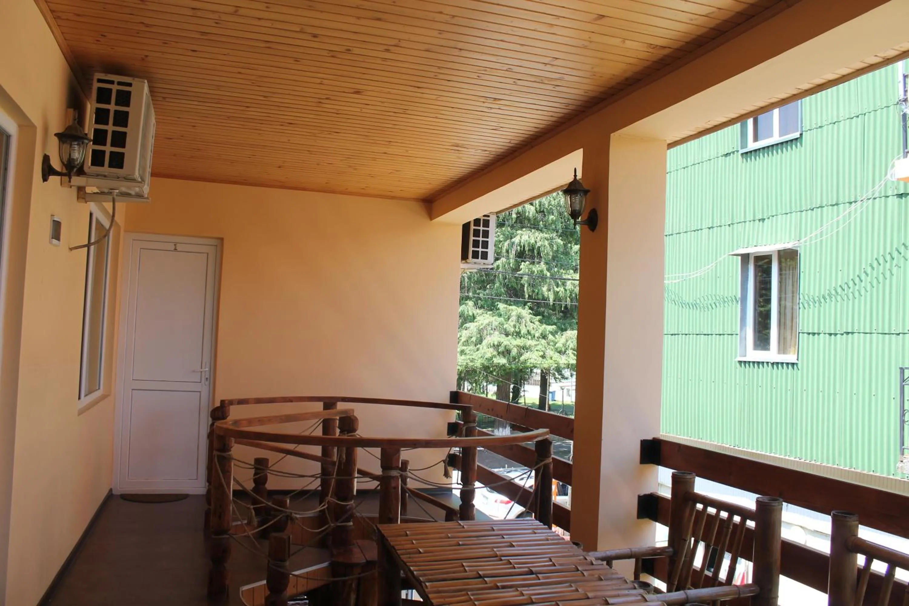 Patio in Ponto Hotel