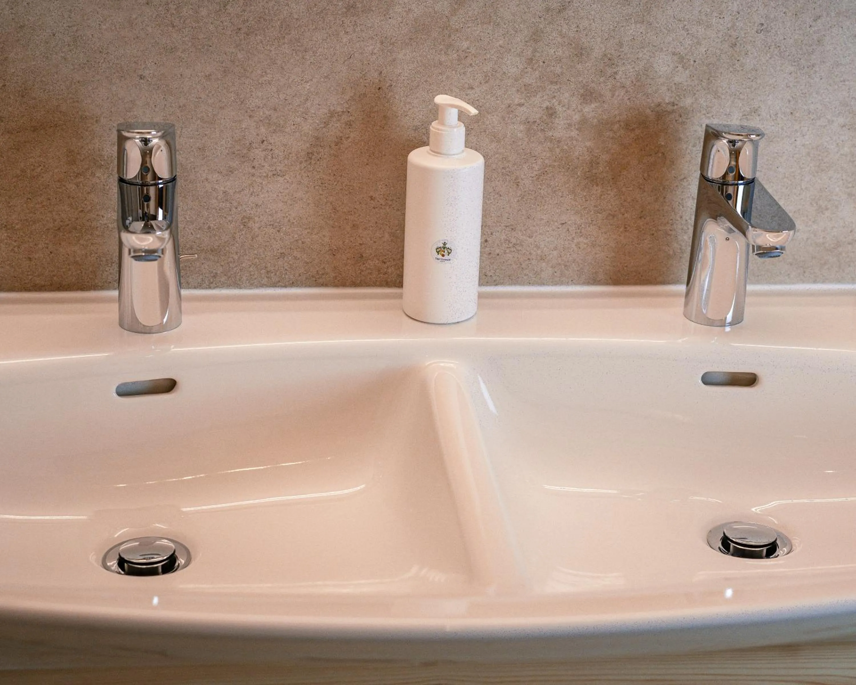 Bathroom in Hotel Trattlerhof