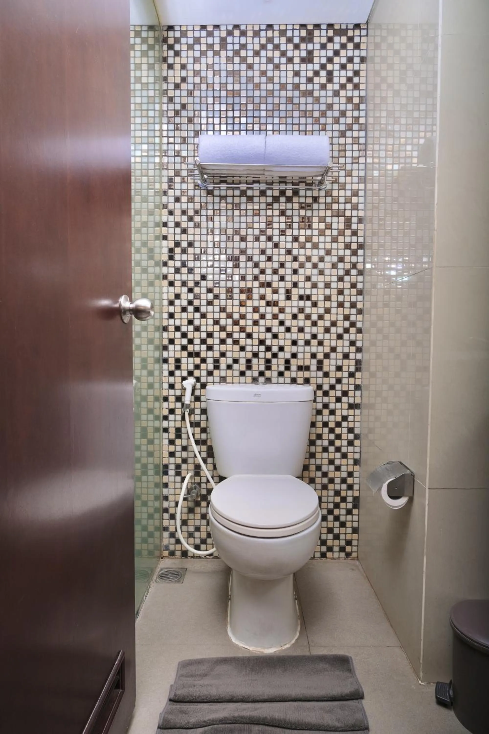 Bathroom in @Hom Semarang Simpang Lima