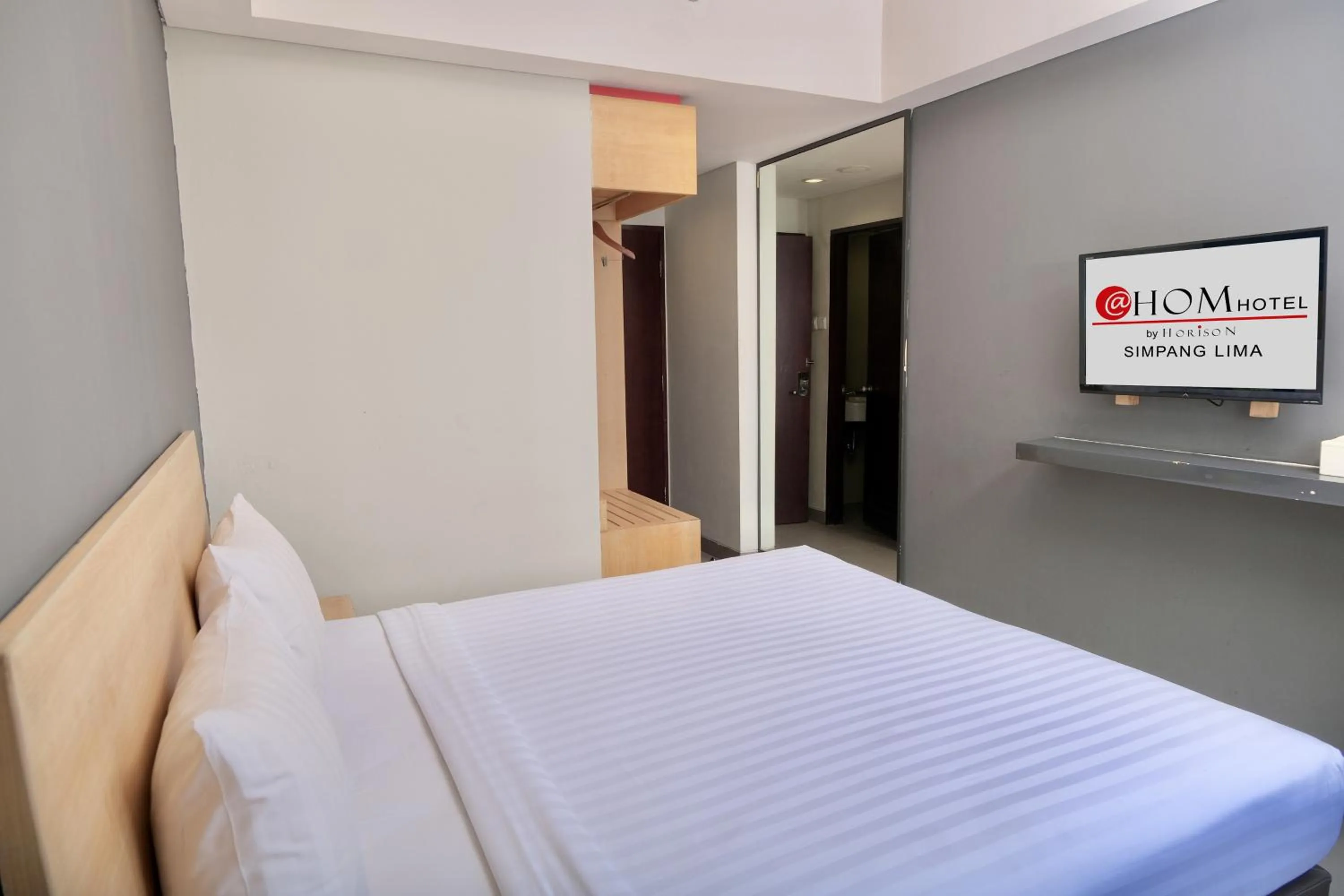 Bedroom, Bed in @Hom Semarang Simpang Lima