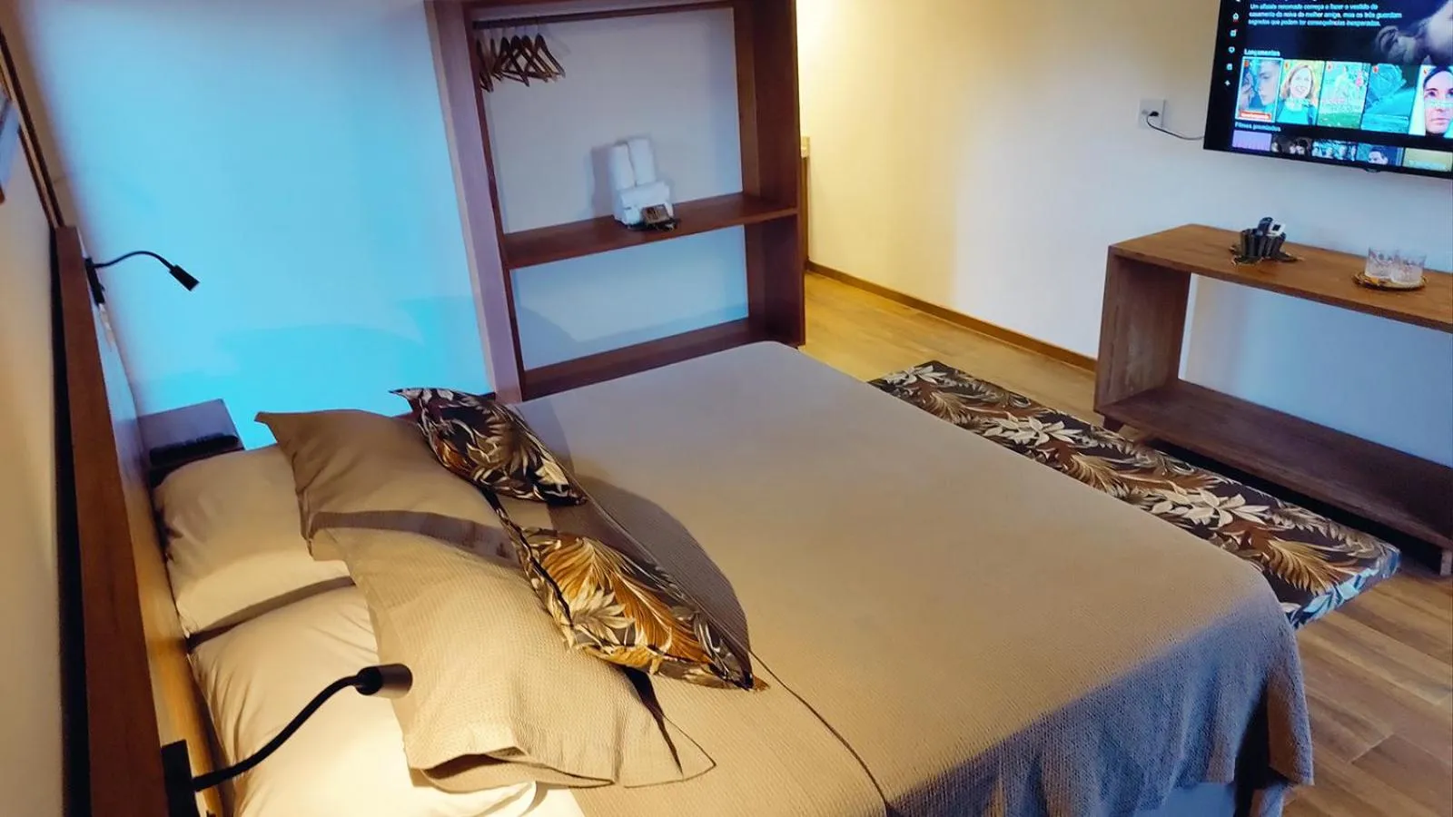 Photo of the whole room, Bed in Pousada Vila Araticum