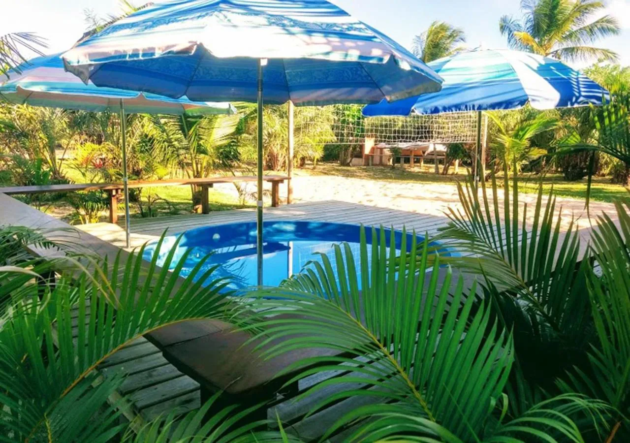 Swimming pool in Pousada Vila Araticum