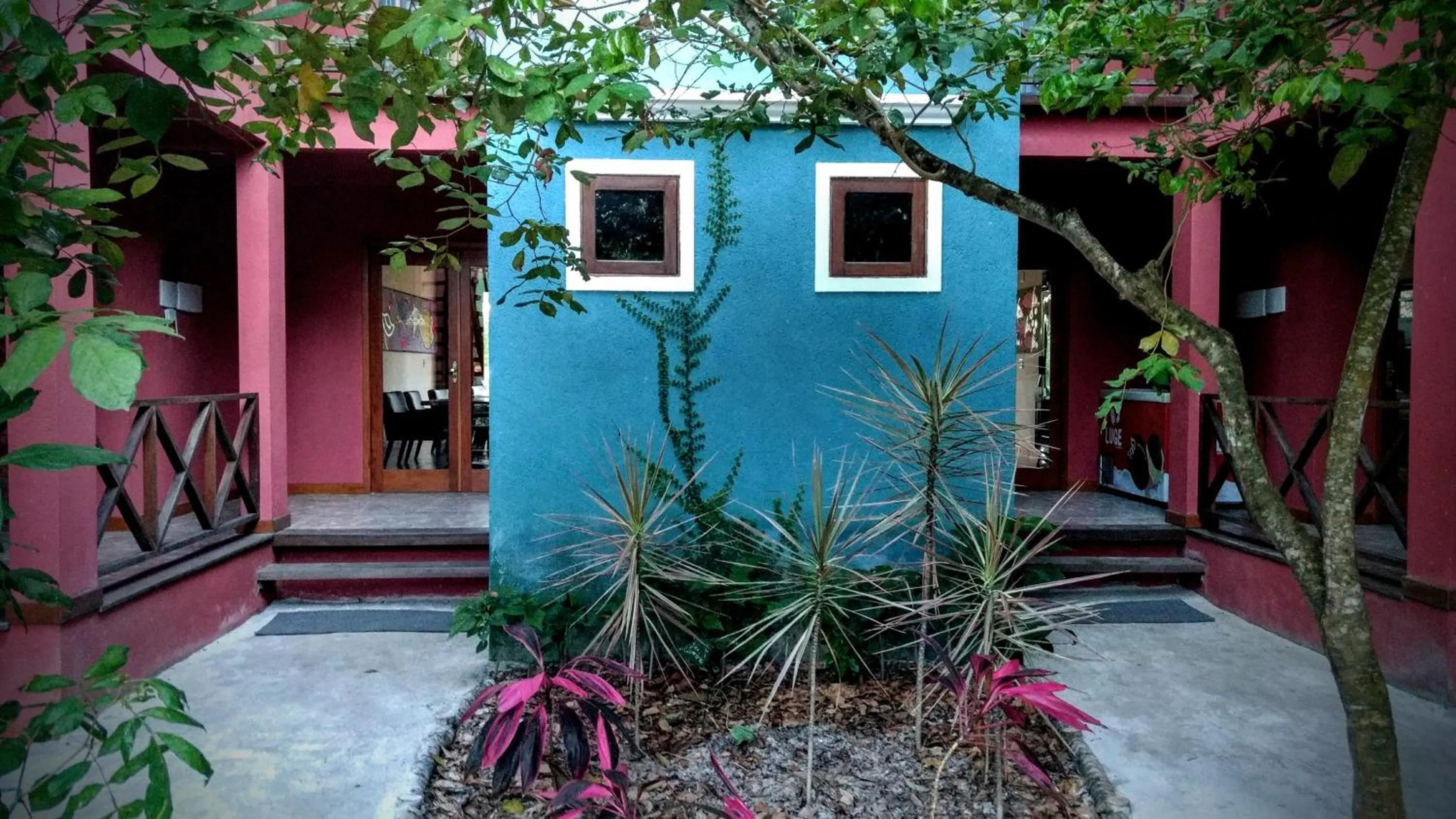 Facade/entrance in Pousada Vila Araticum