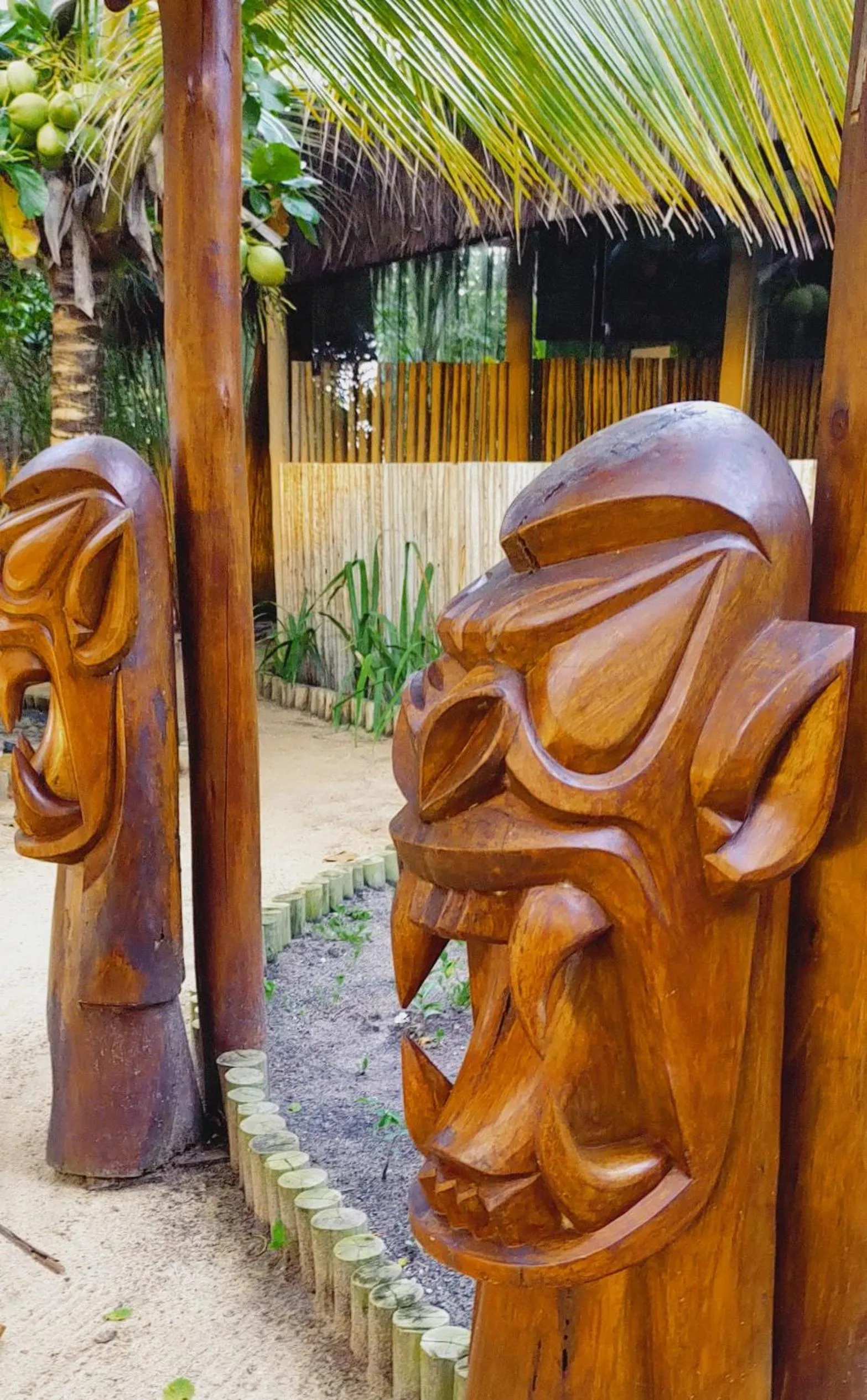 Restaurant/places to eat in Pousada Vila Araticum